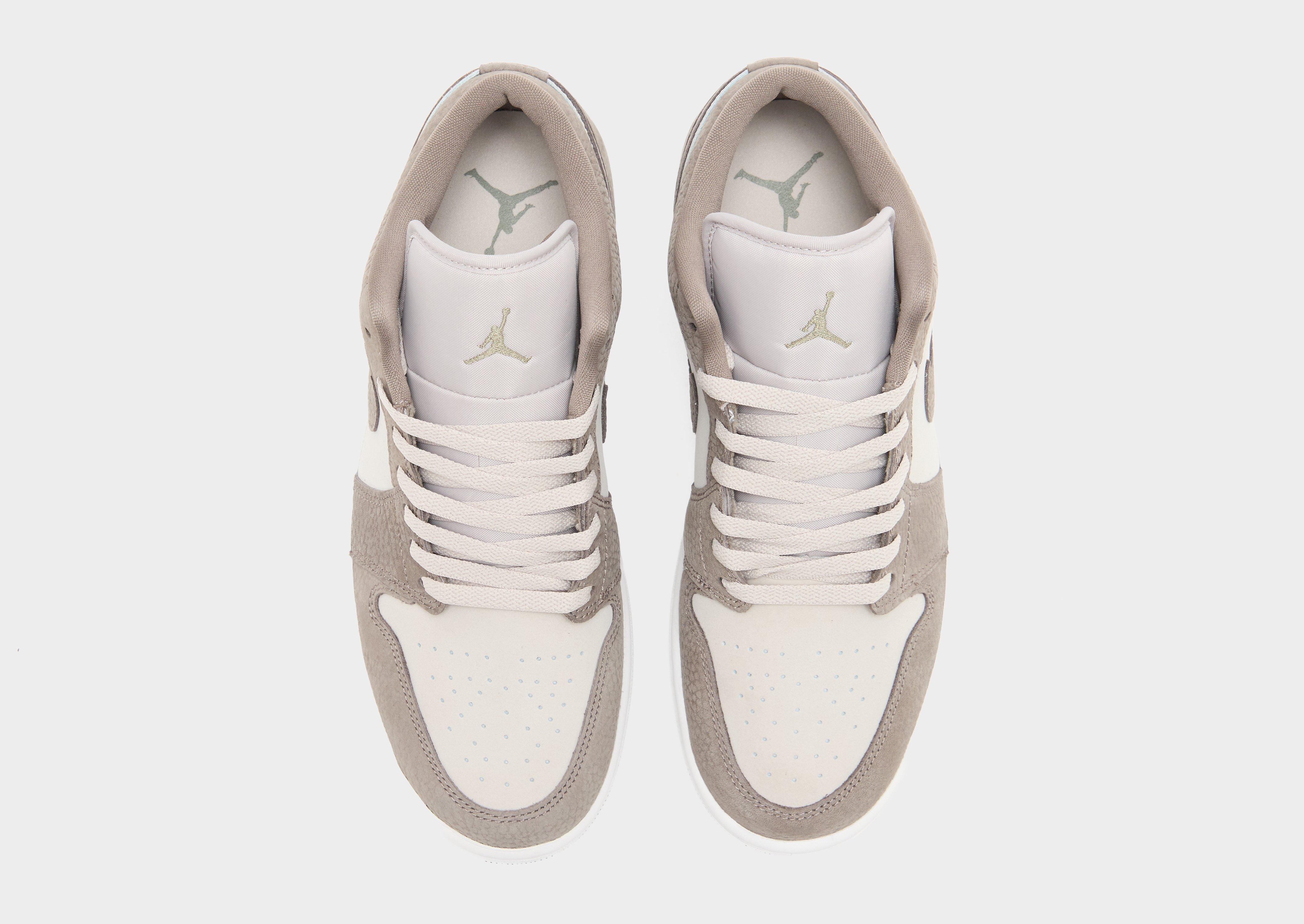 Air Jordan 1 Low