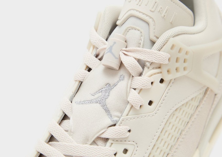Jordan Spizike Low