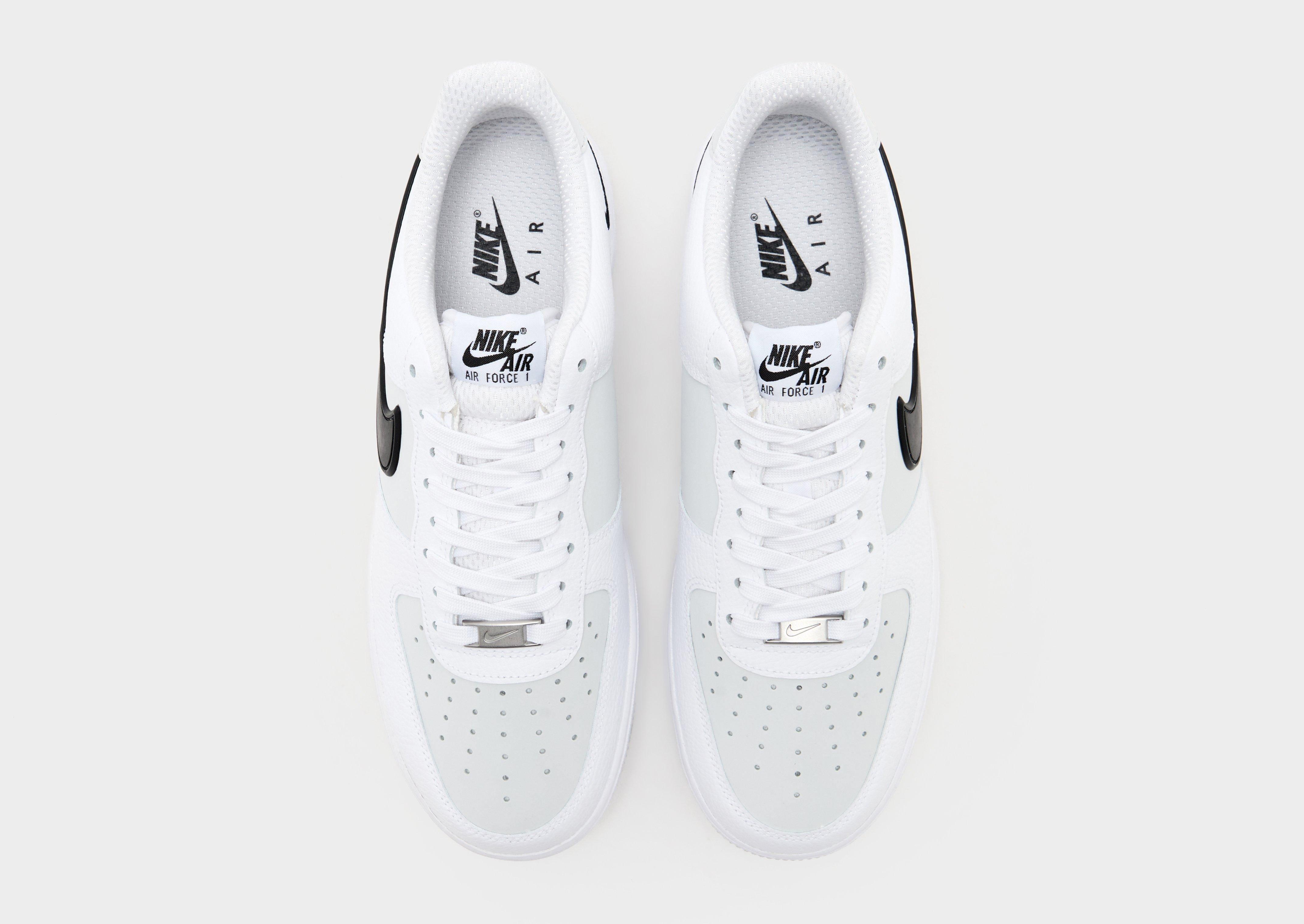 Nike Air Force 1 '07 Lv8