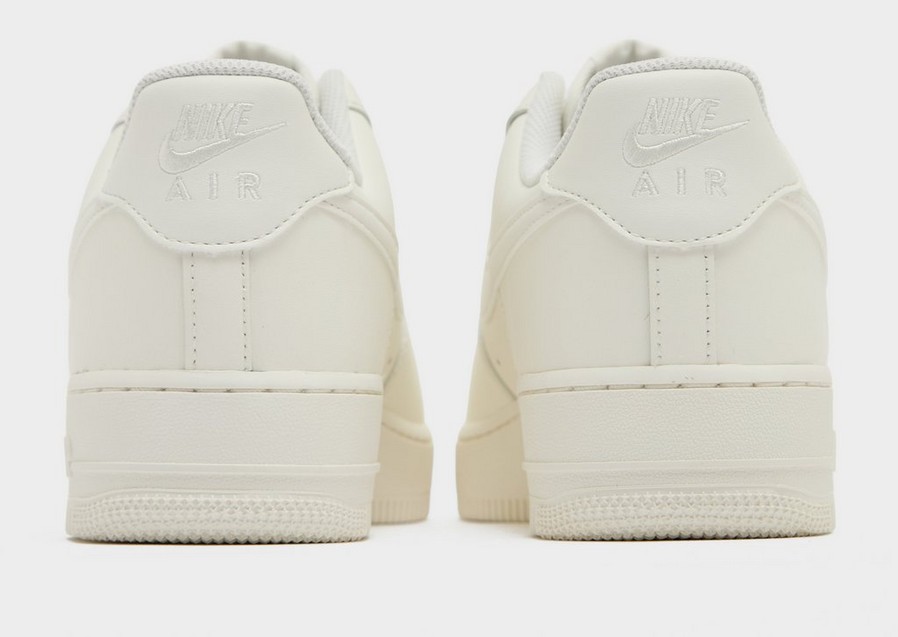 Sneakers NIKE AIR FORCE 1 '07 LOW ESS 3X IH1698-100 • Bej