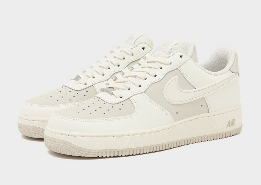 Nike Air Force 1 '07 Lv8
