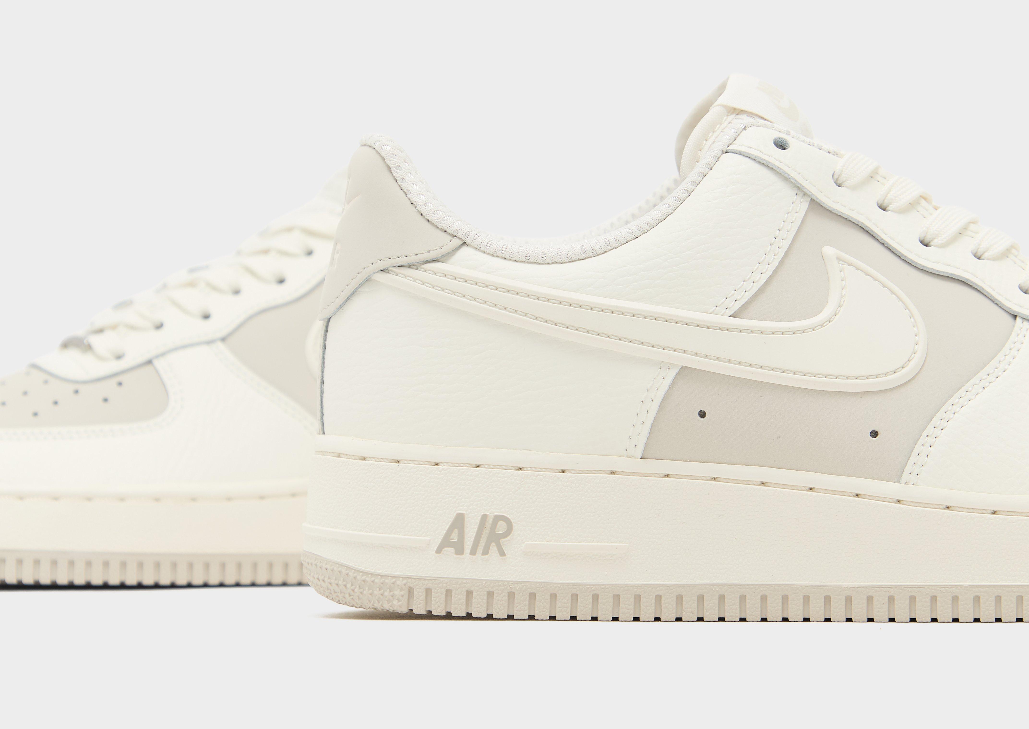 Nike Air Force 1 '07 Lv8