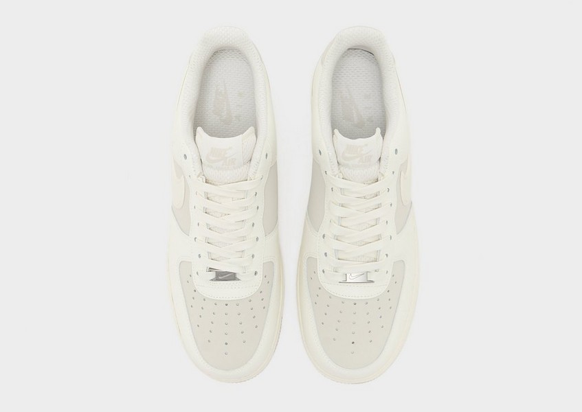 Nike Air Force 1 '07 Lv8