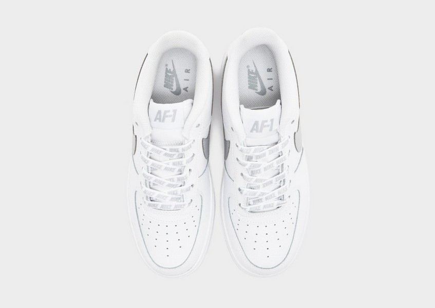 Nike Air Force 1 Le Bg