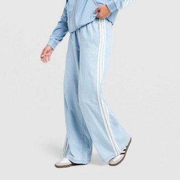 Noutăți 2026 • • JD Sports România
