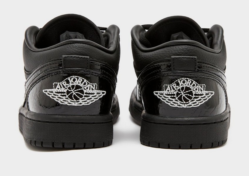 Jordan Air 1 Low Se - obrazek 3