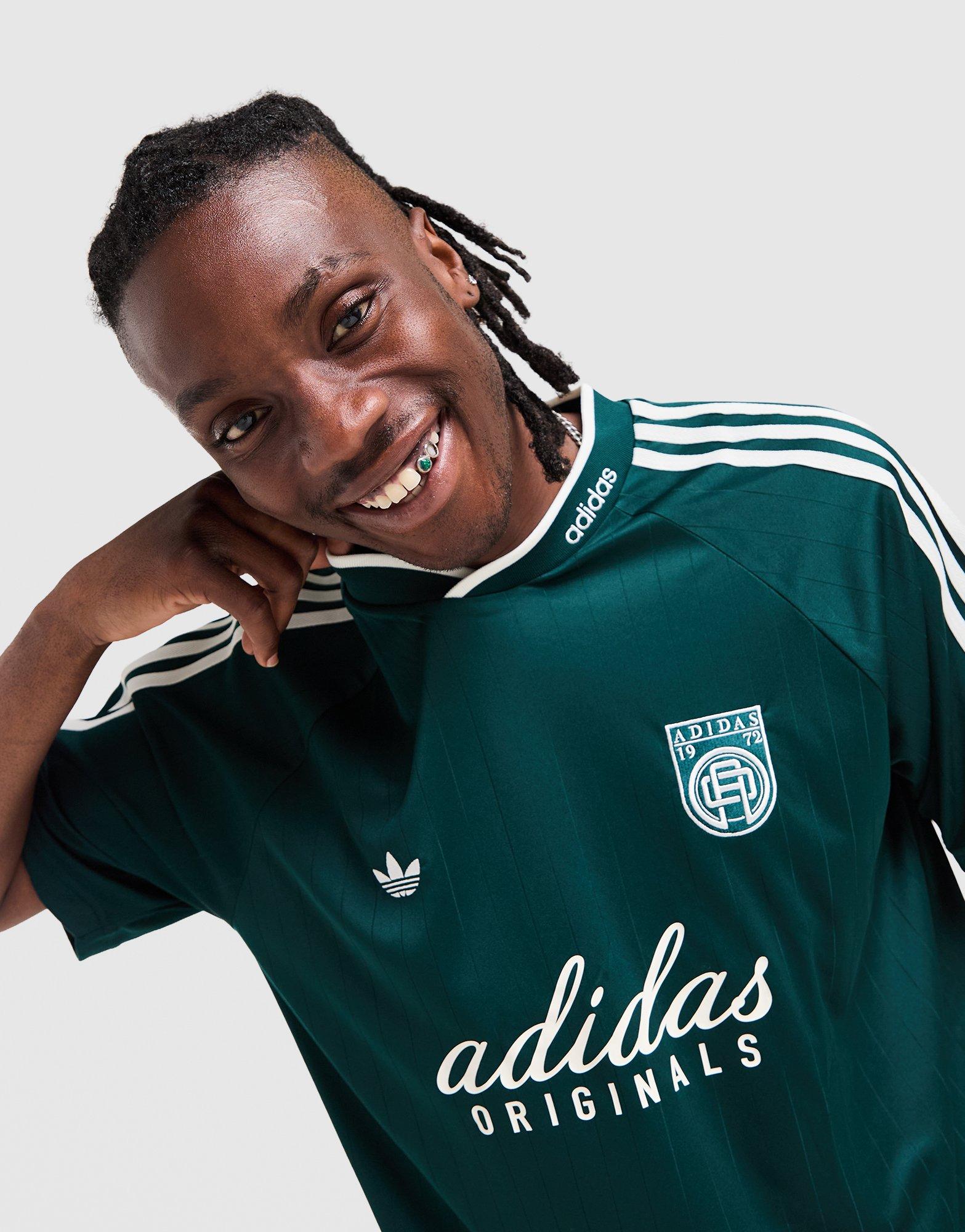 adidas Tričko Classic Jacquard Jersey With Badge