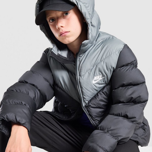 Jak nosić kurtkę puchową? NIKE KURTKA PUCHOWA K NSW TF ADP PUFFER COLORBLOCK