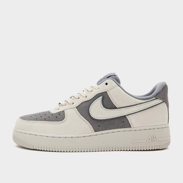 NIKE AIR FORCE 1 '07 LV8