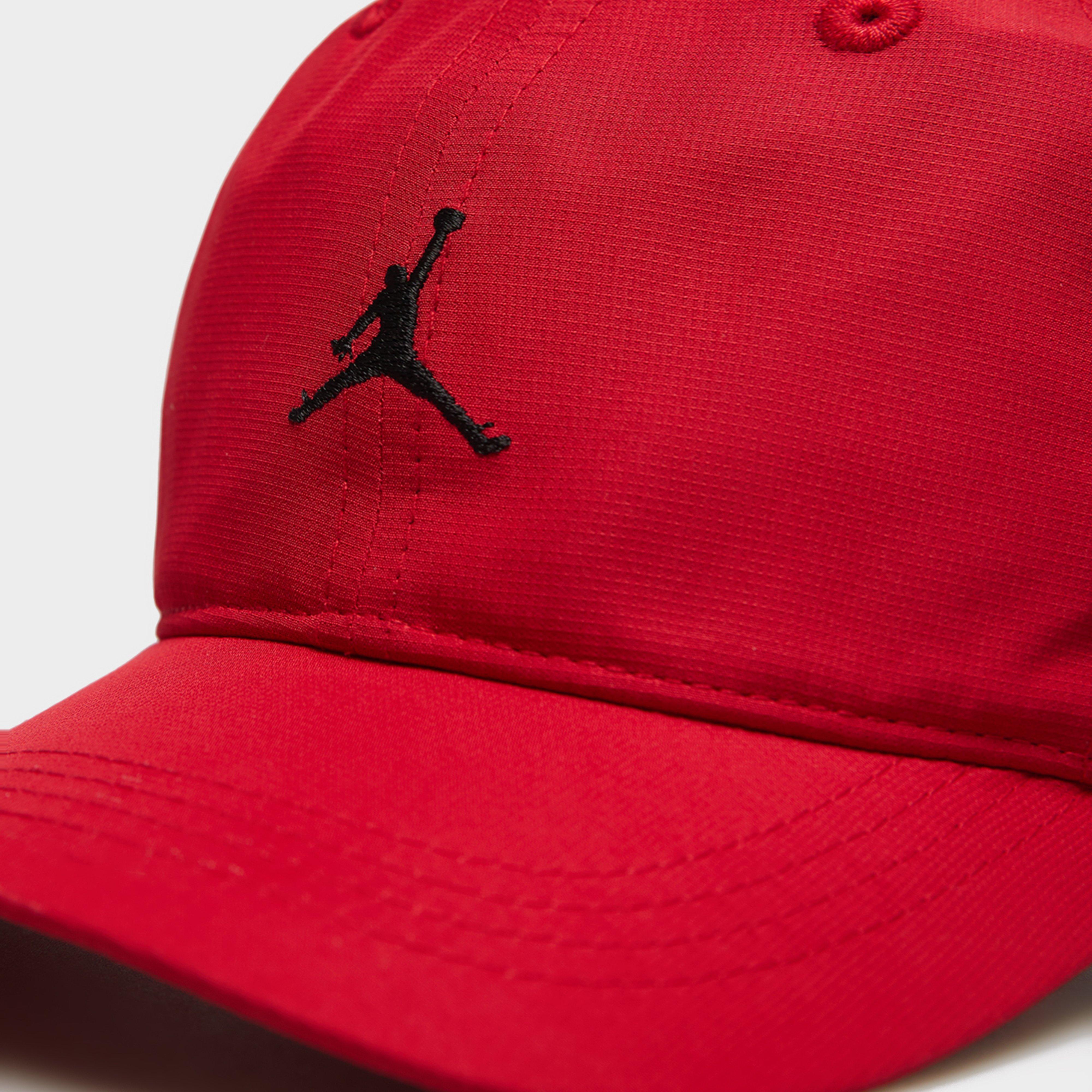 Detská čiapka JORDAN ČIAPKA JAN JORDAN ESSENTIALS CAP