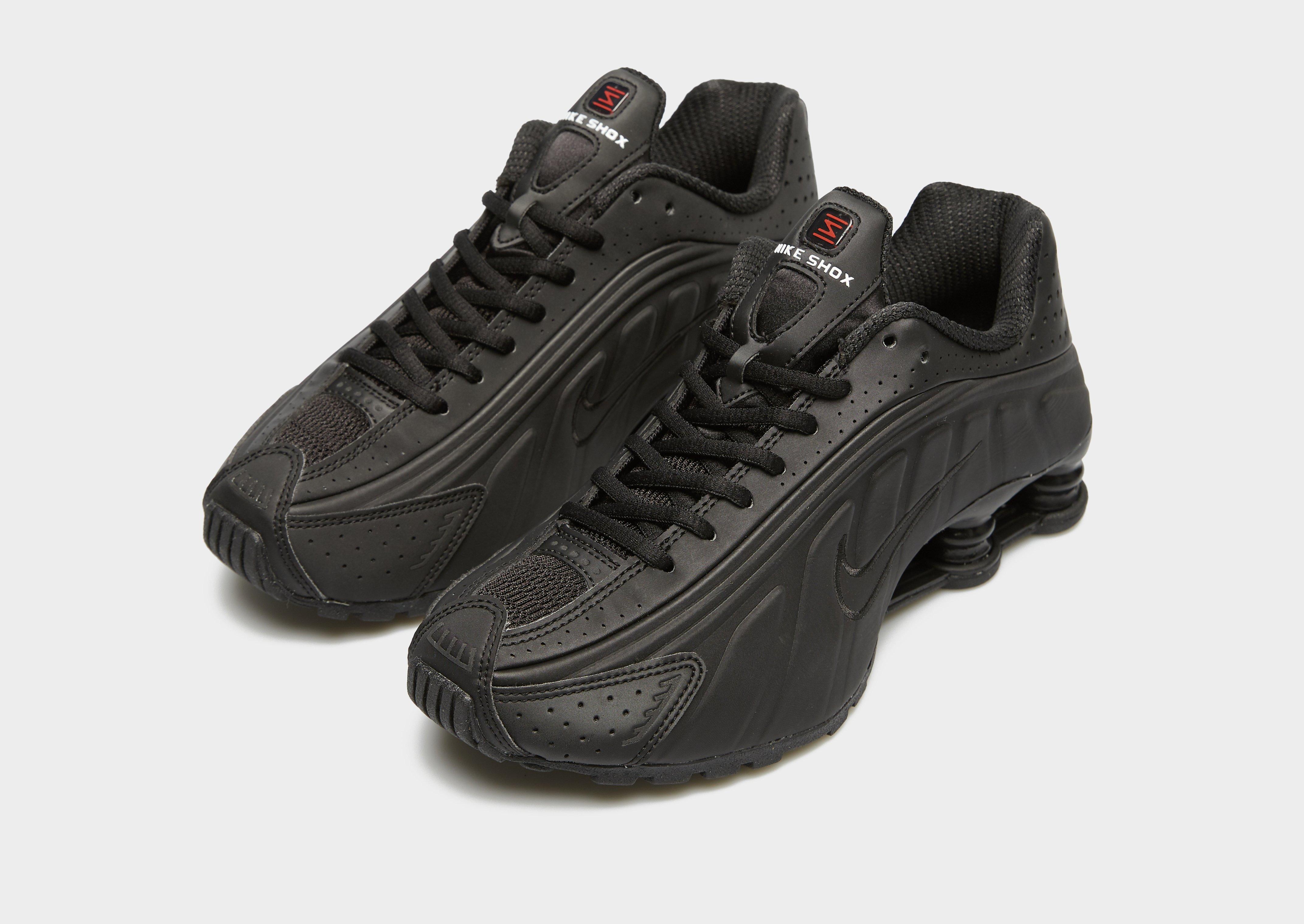 Жіночі кросівки W NIKE SHOX R4 AR3565-004 Чорний
