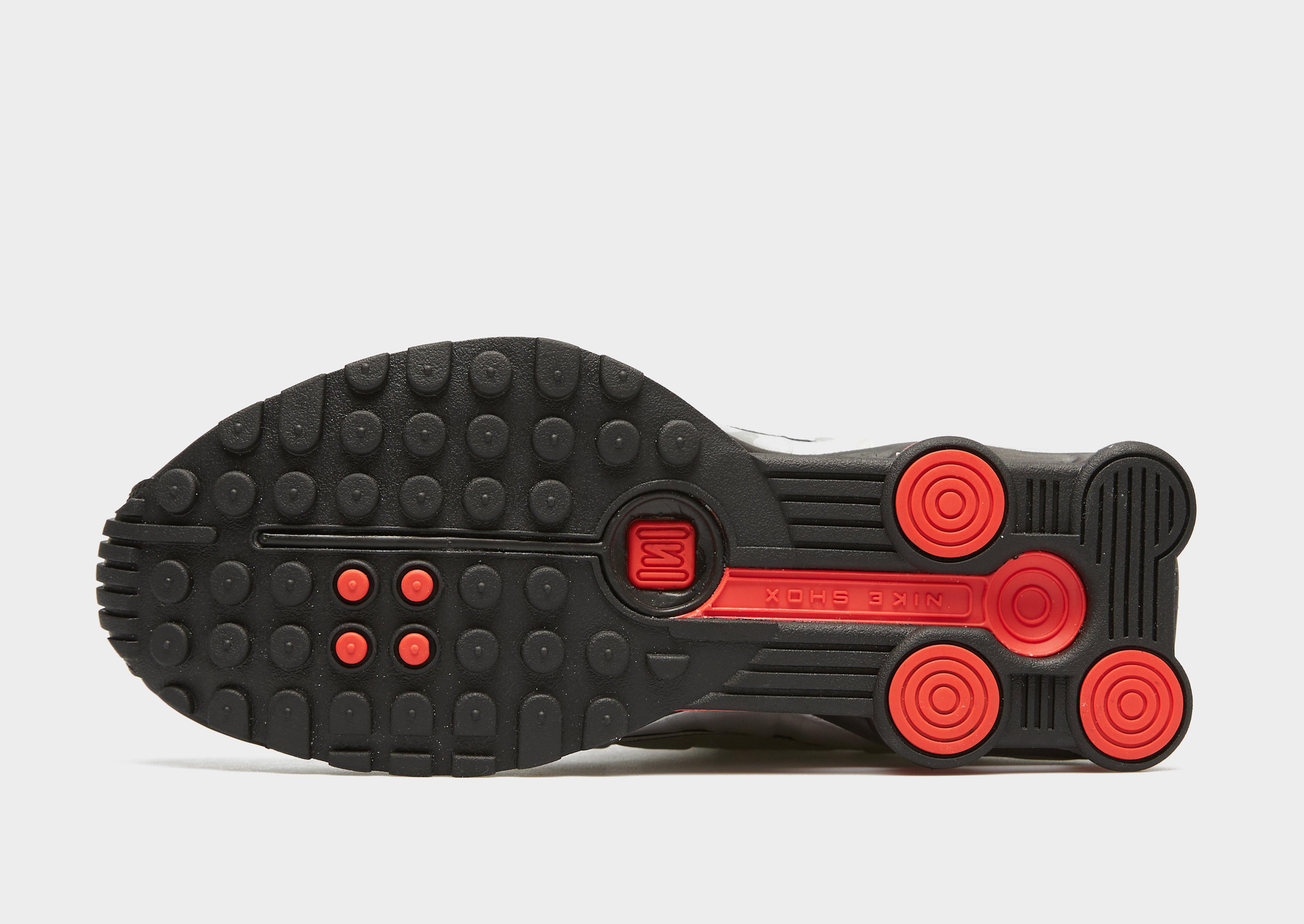 Жіночі кросівки NIKE W SHOX R4 AR3565-011 Чорний