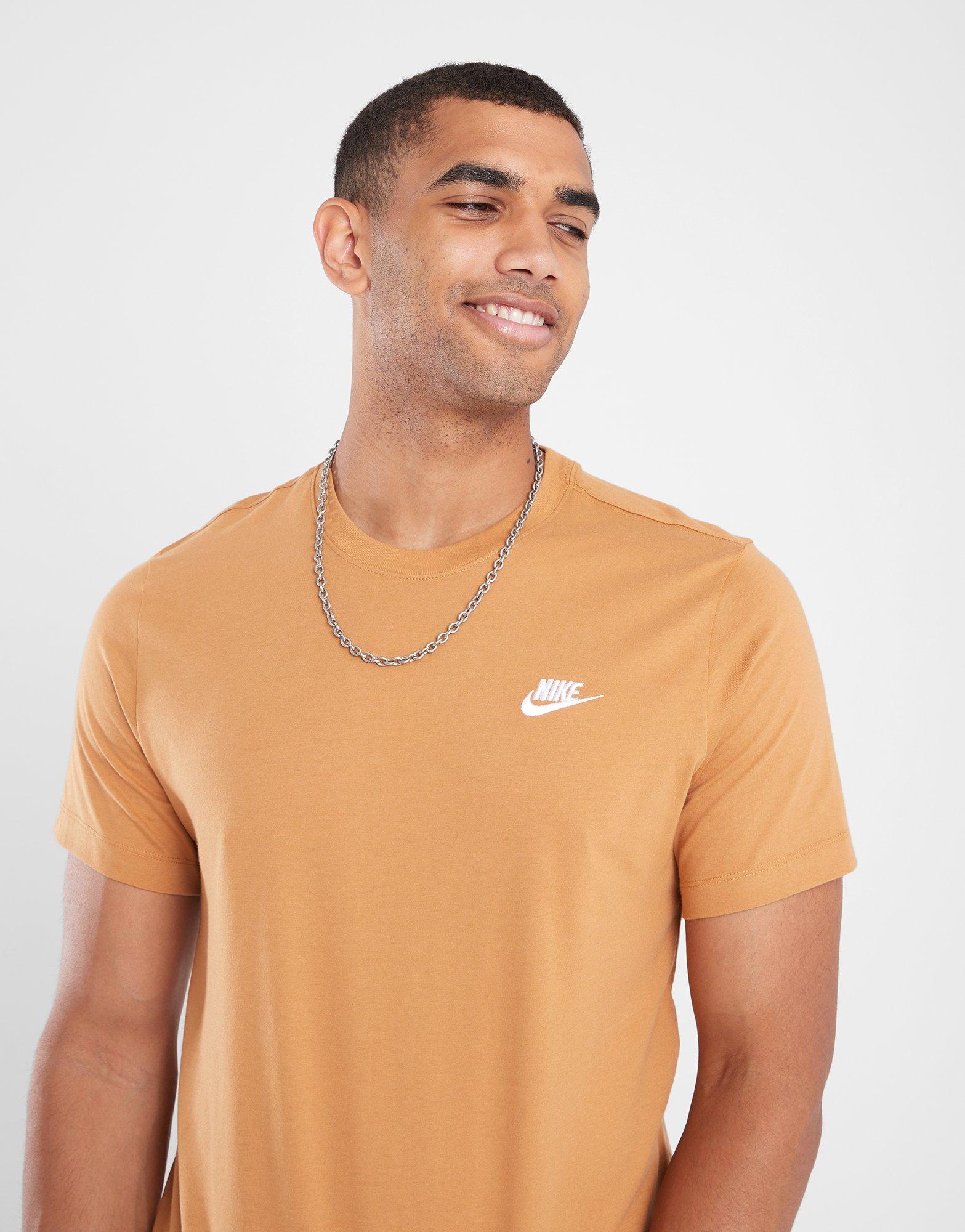 Férfi póló NIKE PÓLÓ M NSW CLUB TEE AR4997-224 Barna