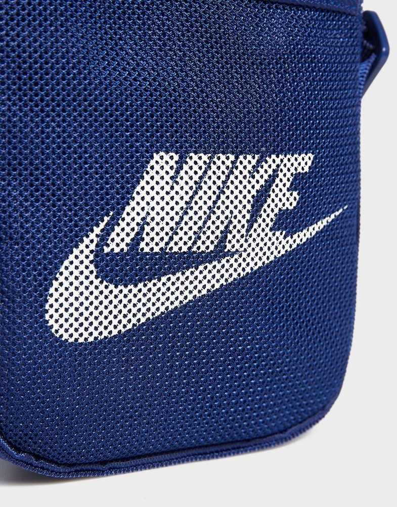 Geantă sport pentru femei NIKE BORSETĂ NK HERITAGE S CROSSBODY BA5871-492 Bleumarin