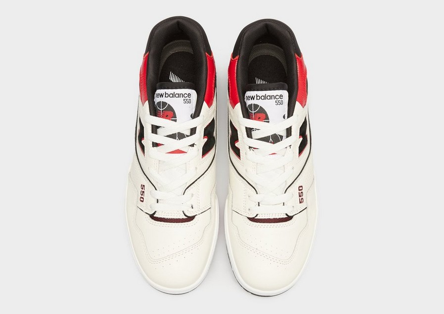 Чоловічі кросівки NEW BALANCE 550 BB550STR Кремовий