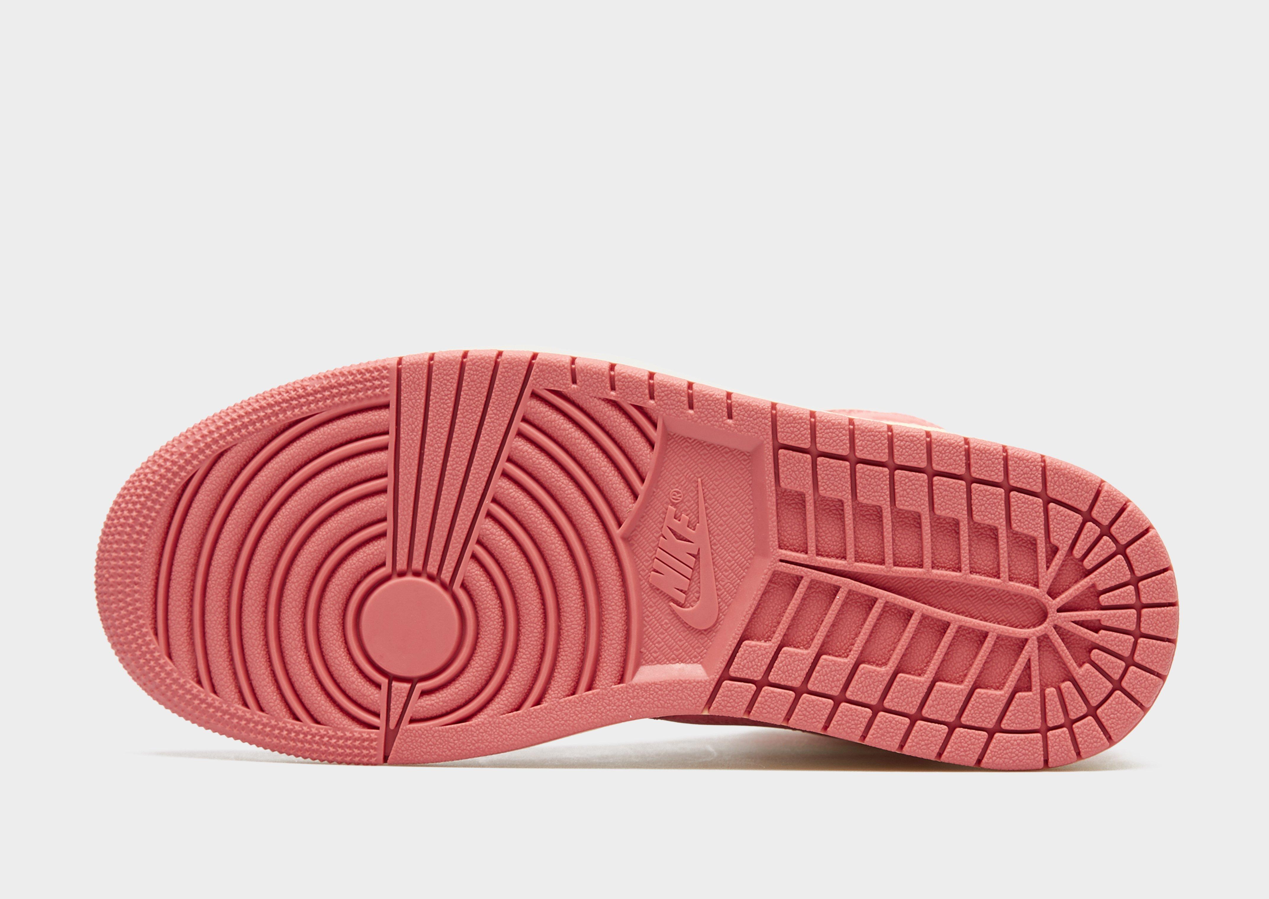 Kedai moterims JORDAN AIR 1 MID BQ6472-109 Rusva