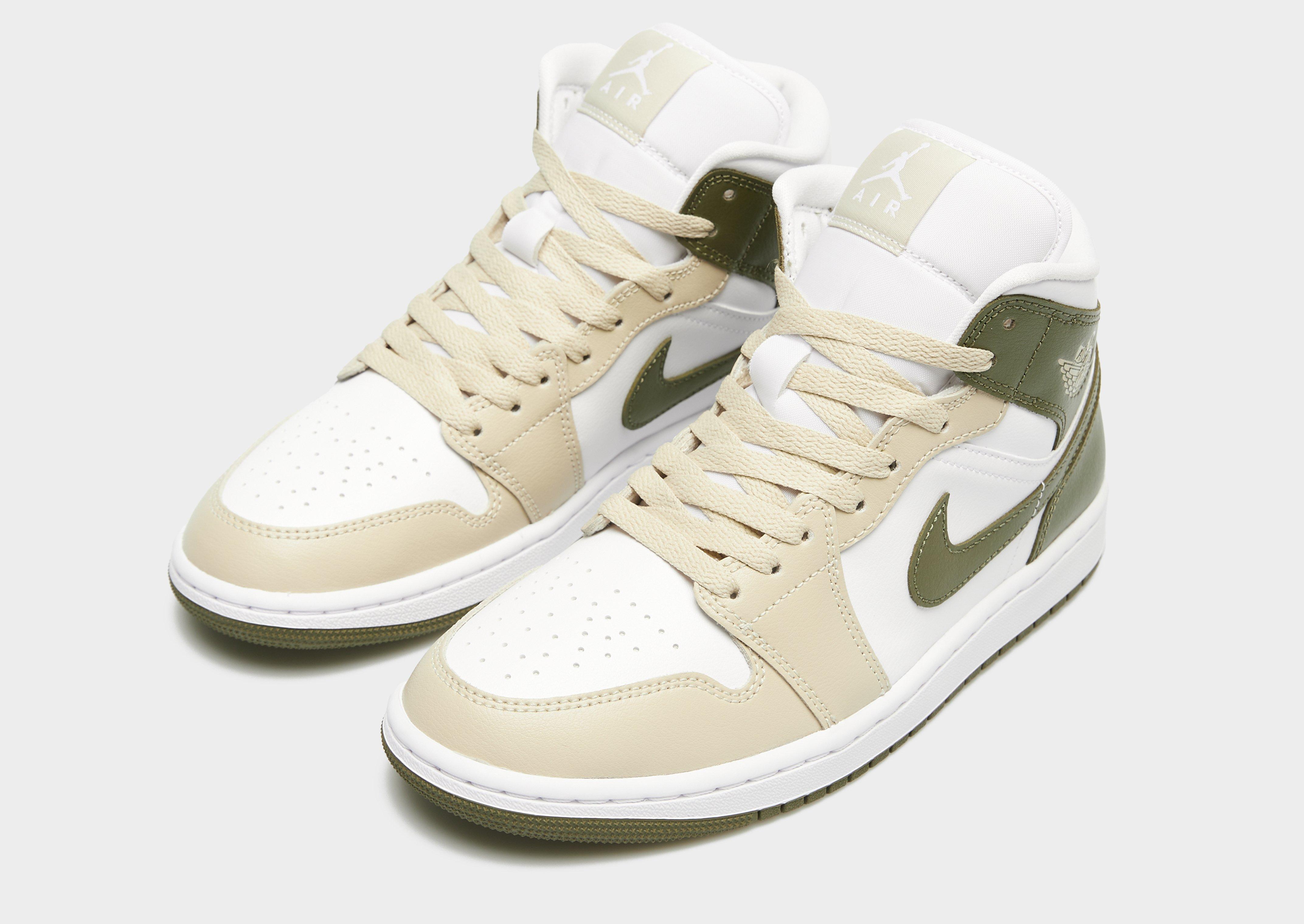 Wmns Air Jordan 1 Mid