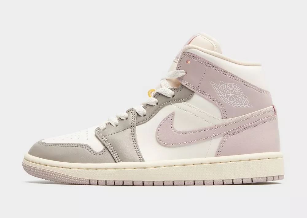 Jordan WMNS AIR JORDAN 1 MID, фото 1 з 6