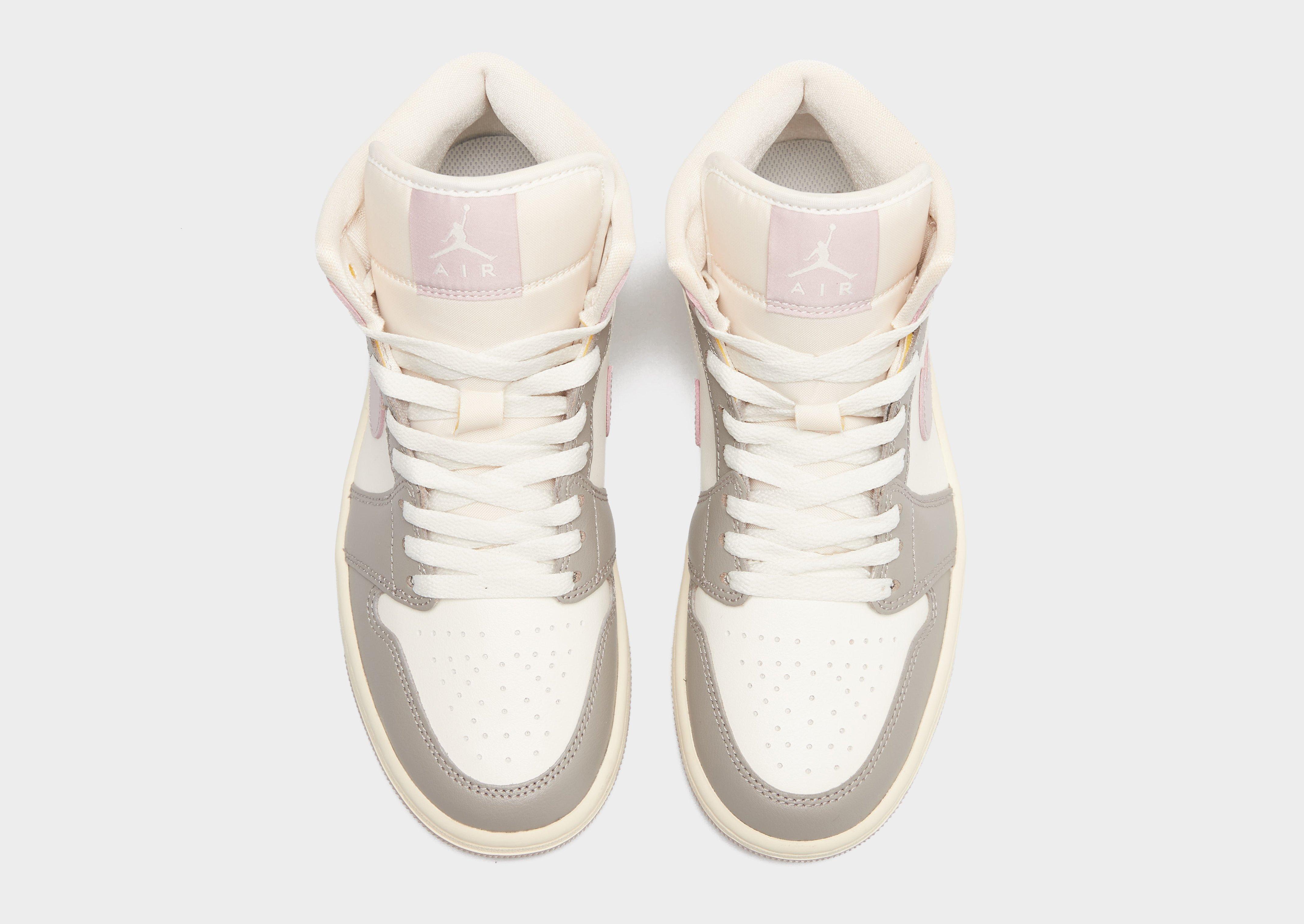 Ženske tenisice WMNS AIR JORDAN 1 MID  BQ6472-122 lila