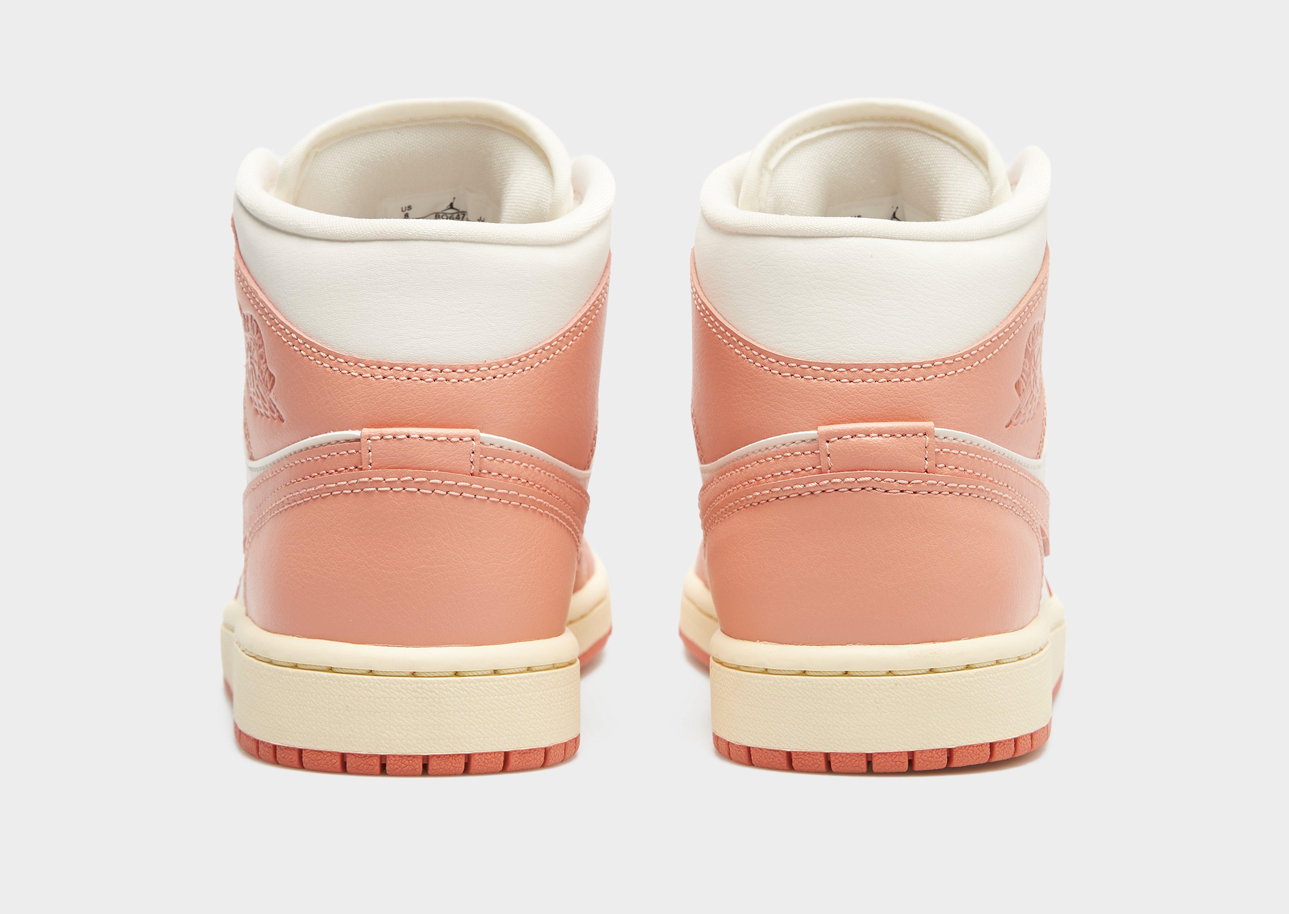 Adidași de damă AIR JORDAN 1 MID BQ6472-180 Alb