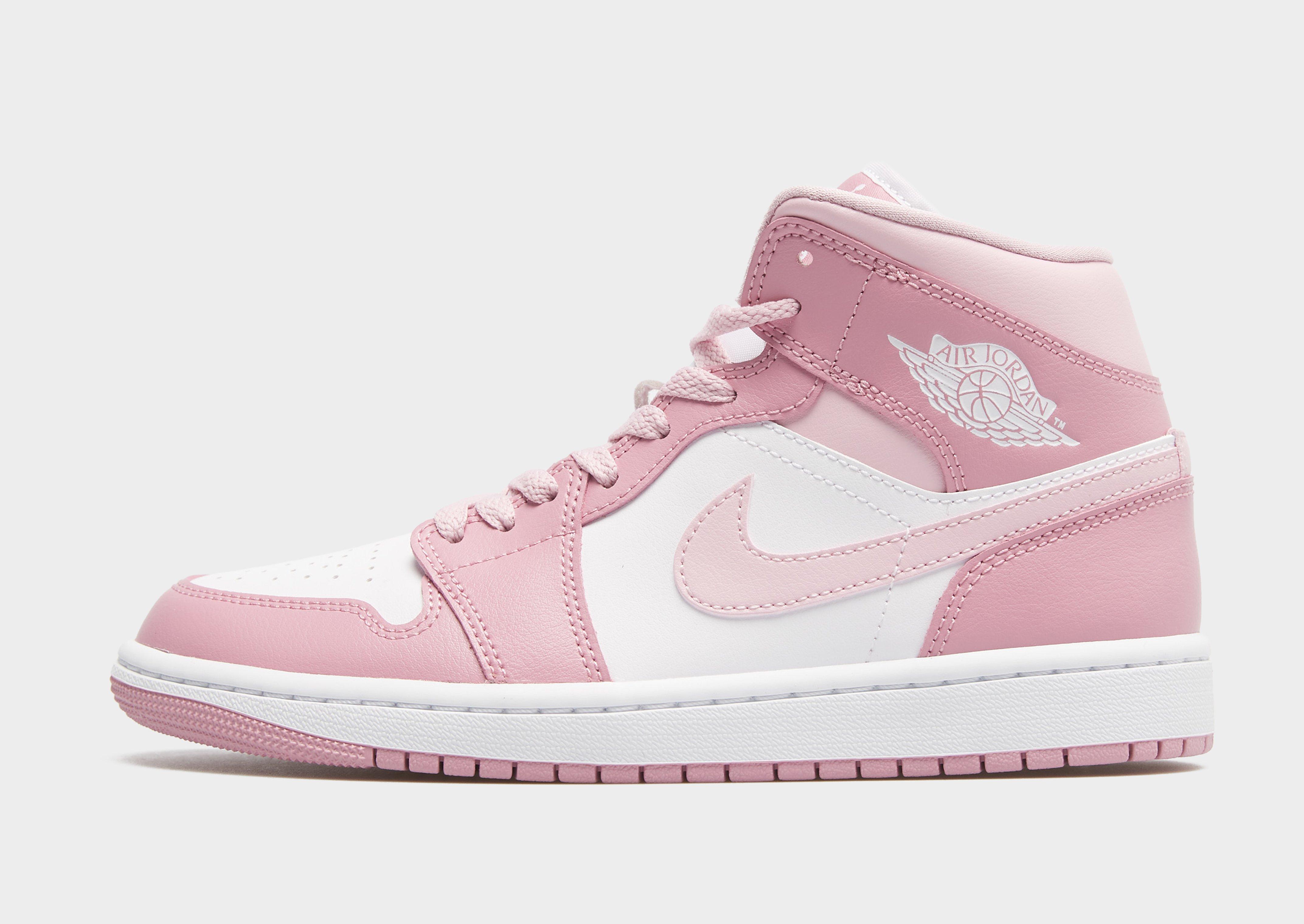 Wmns Air Jordan 1 Mid