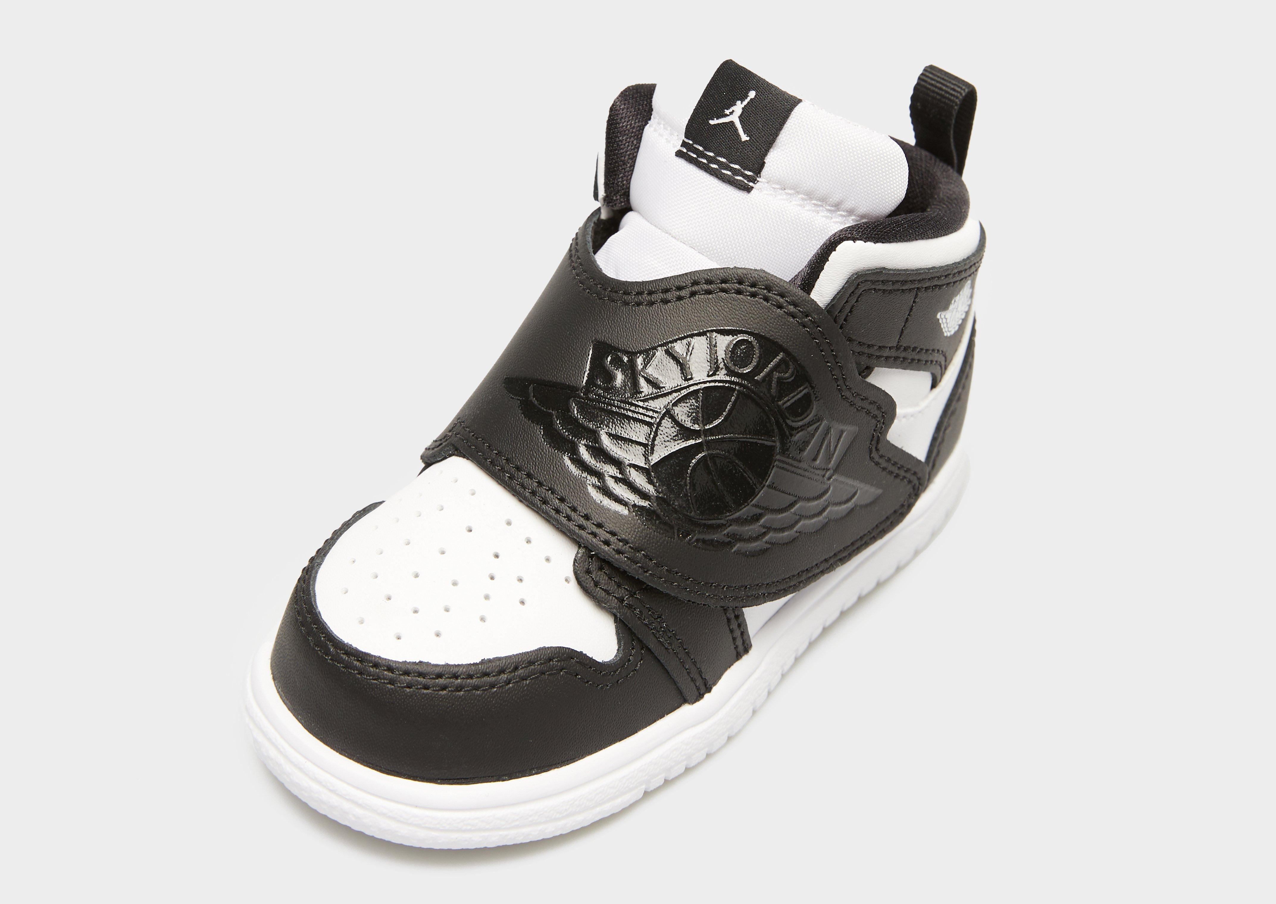 Detské tenisky SKY JORDAN BQ7196-010 Biela