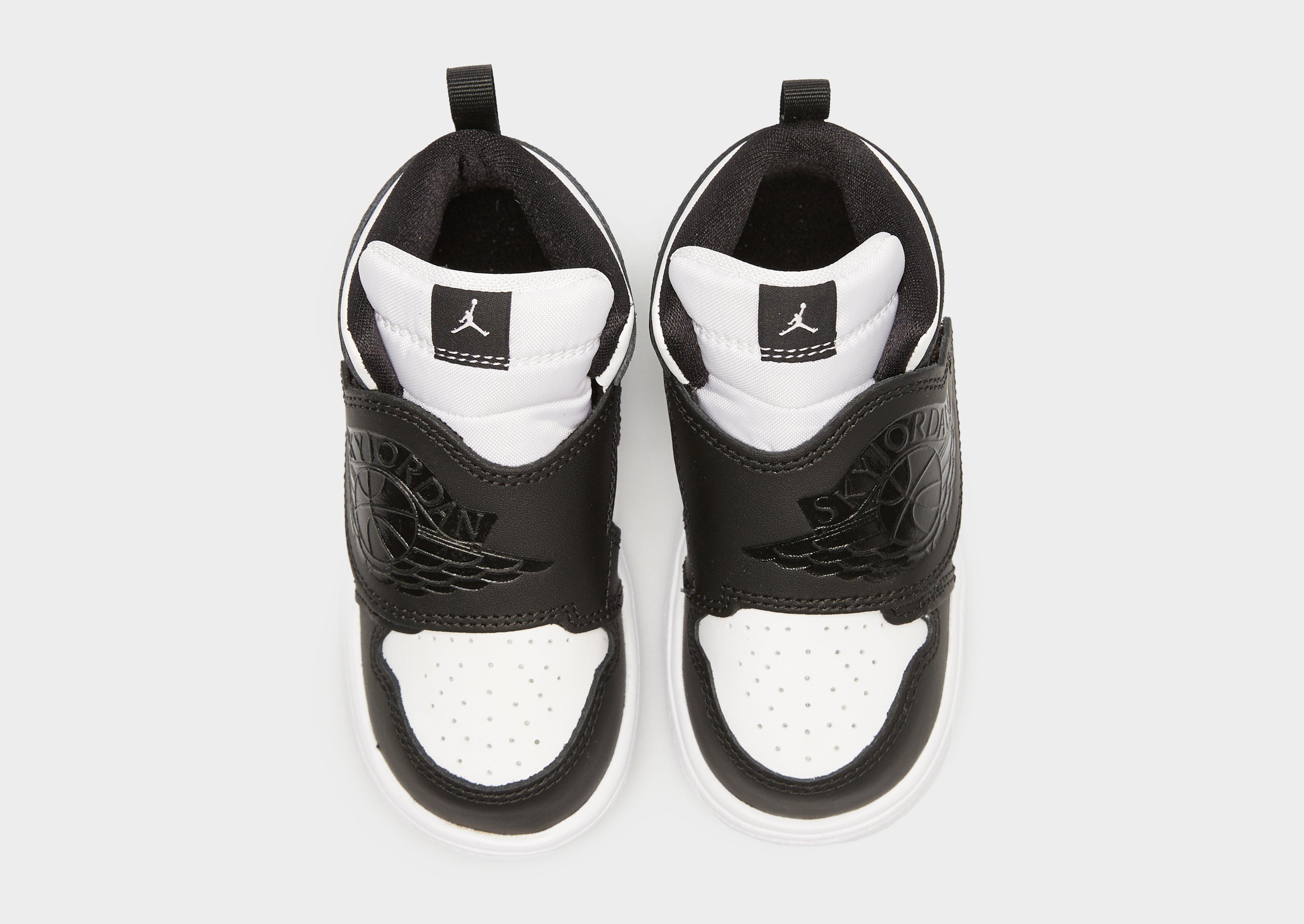 Detské tenisky SKY JORDAN BQ7196-010 Biela