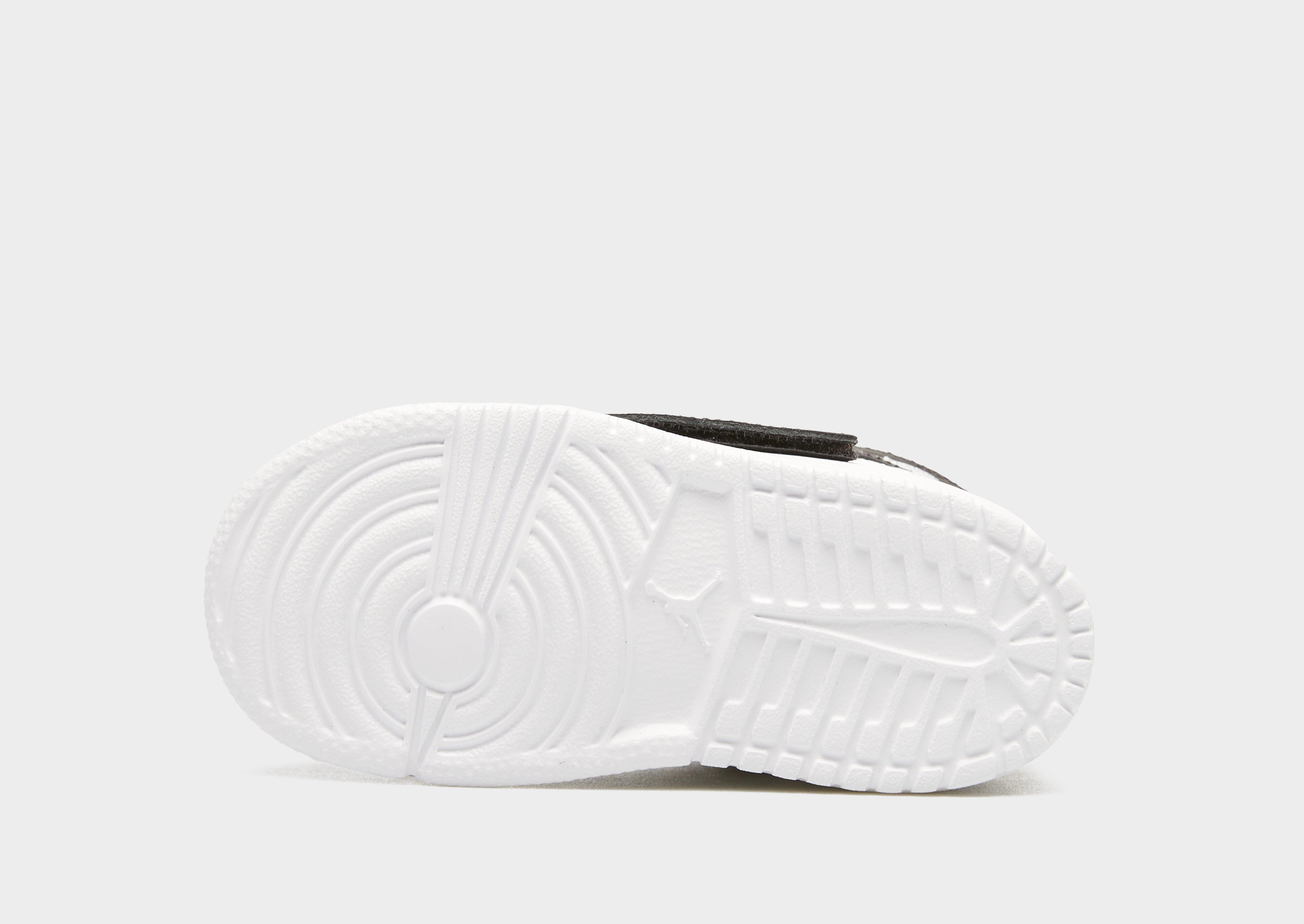 Detské tenisky SKY JORDAN BQ7196-010 Biela