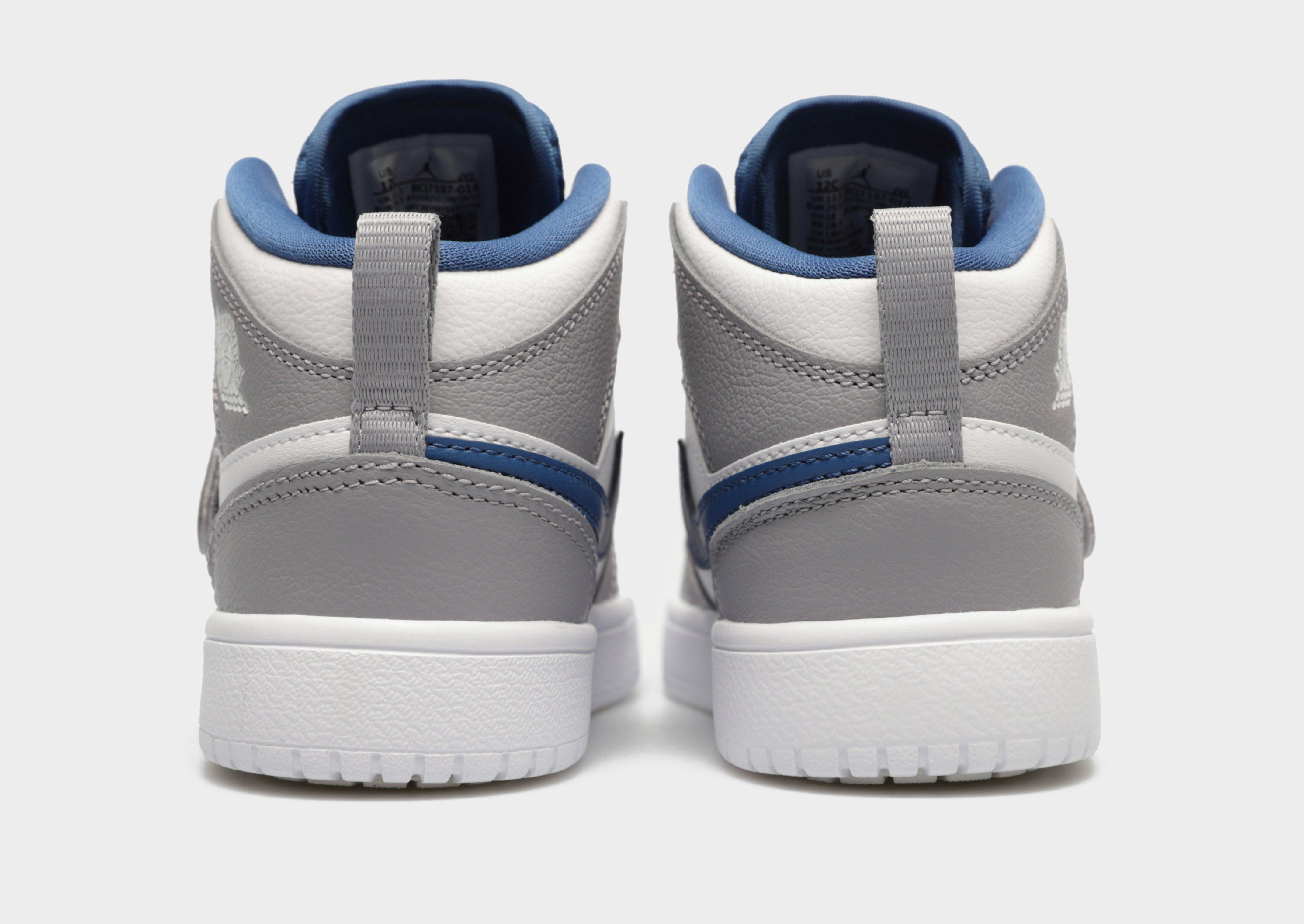 Детски маратонки SKY JORDAN 1  BQ7197-014 Сив