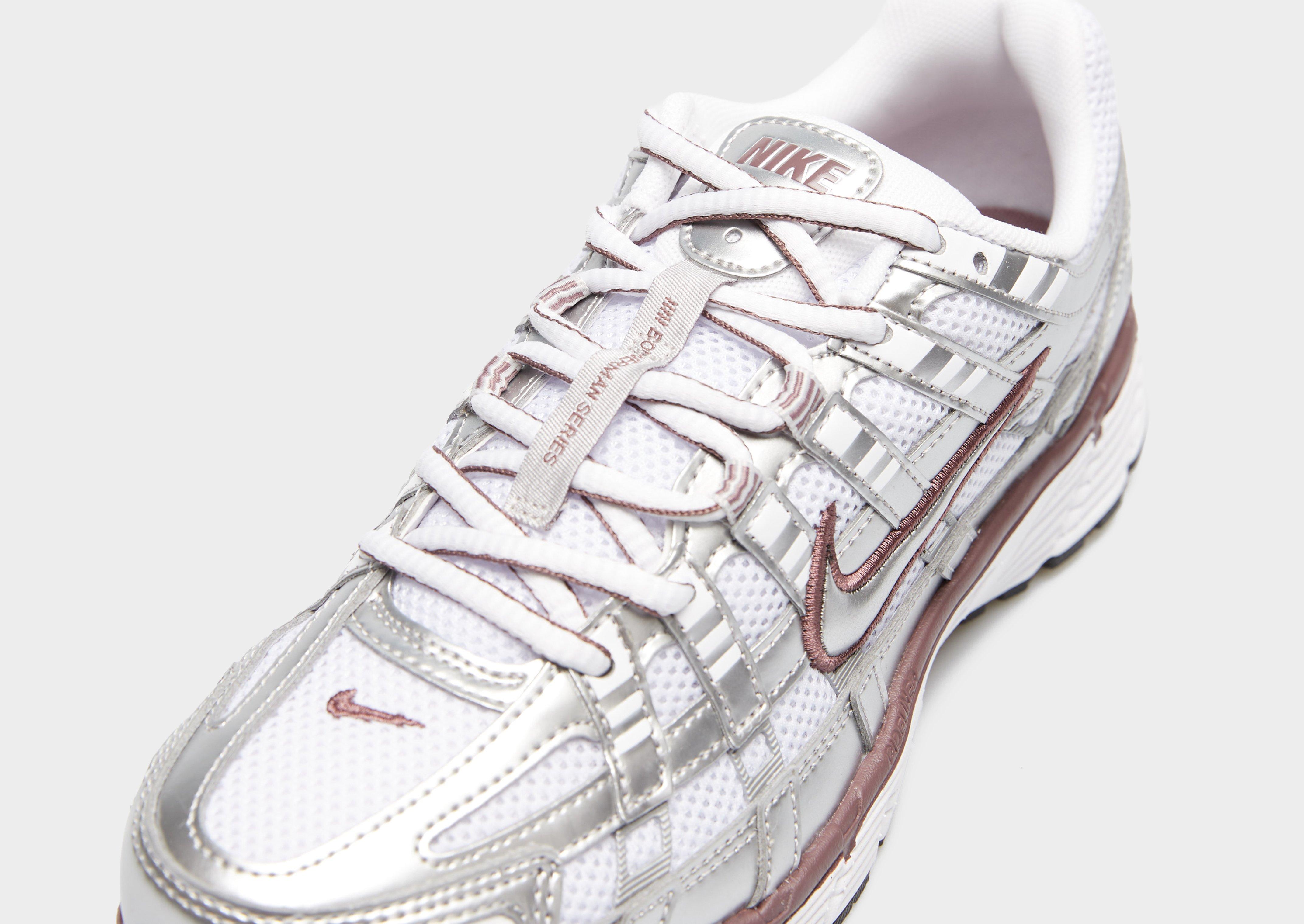 Dámske tenisky NIKE W P-6000 MET BV1021-110 Stříbrná