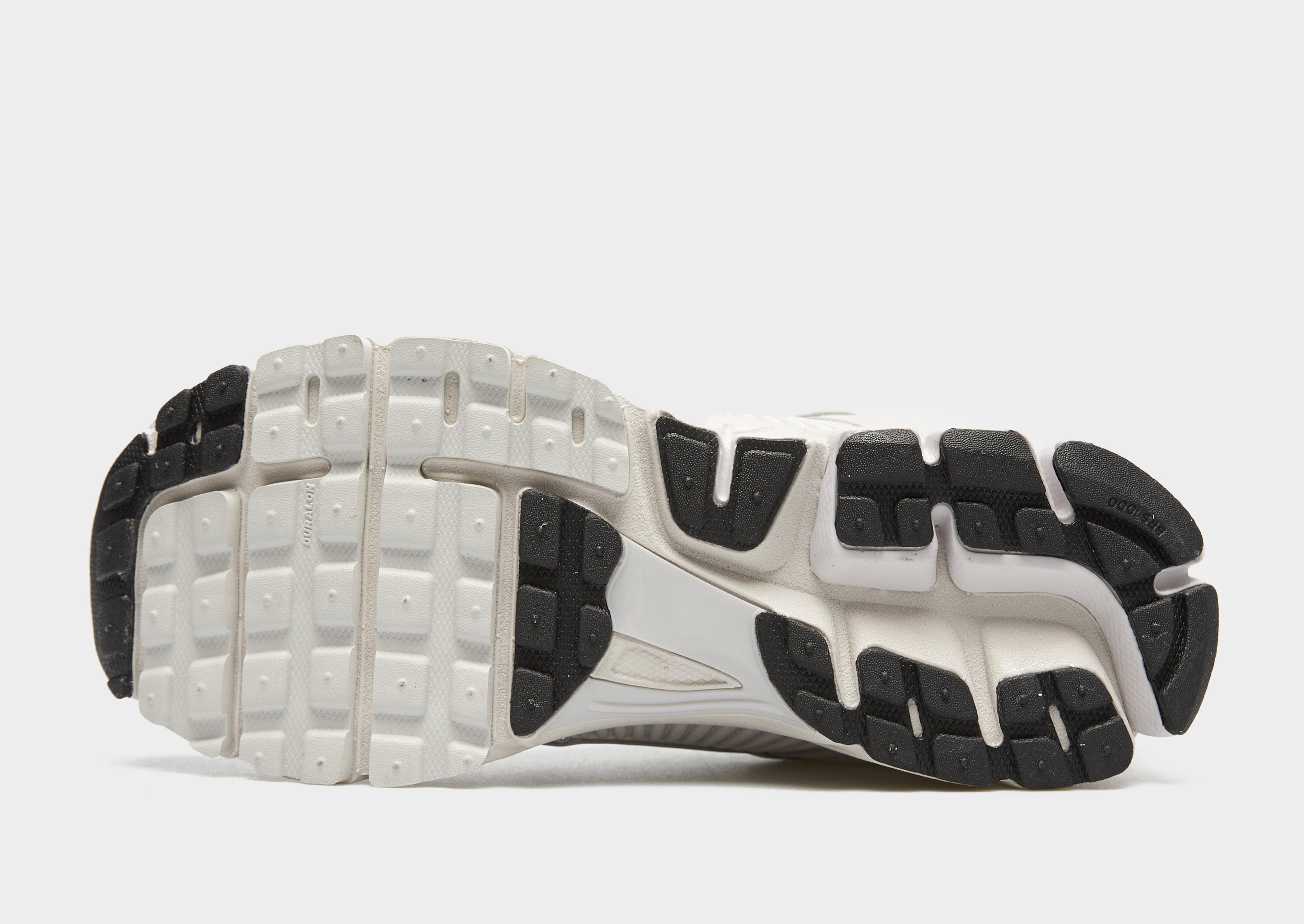 Buty sneakersy męskie NIKE ZOOM VOMERO 5 BV1358-001 Szary