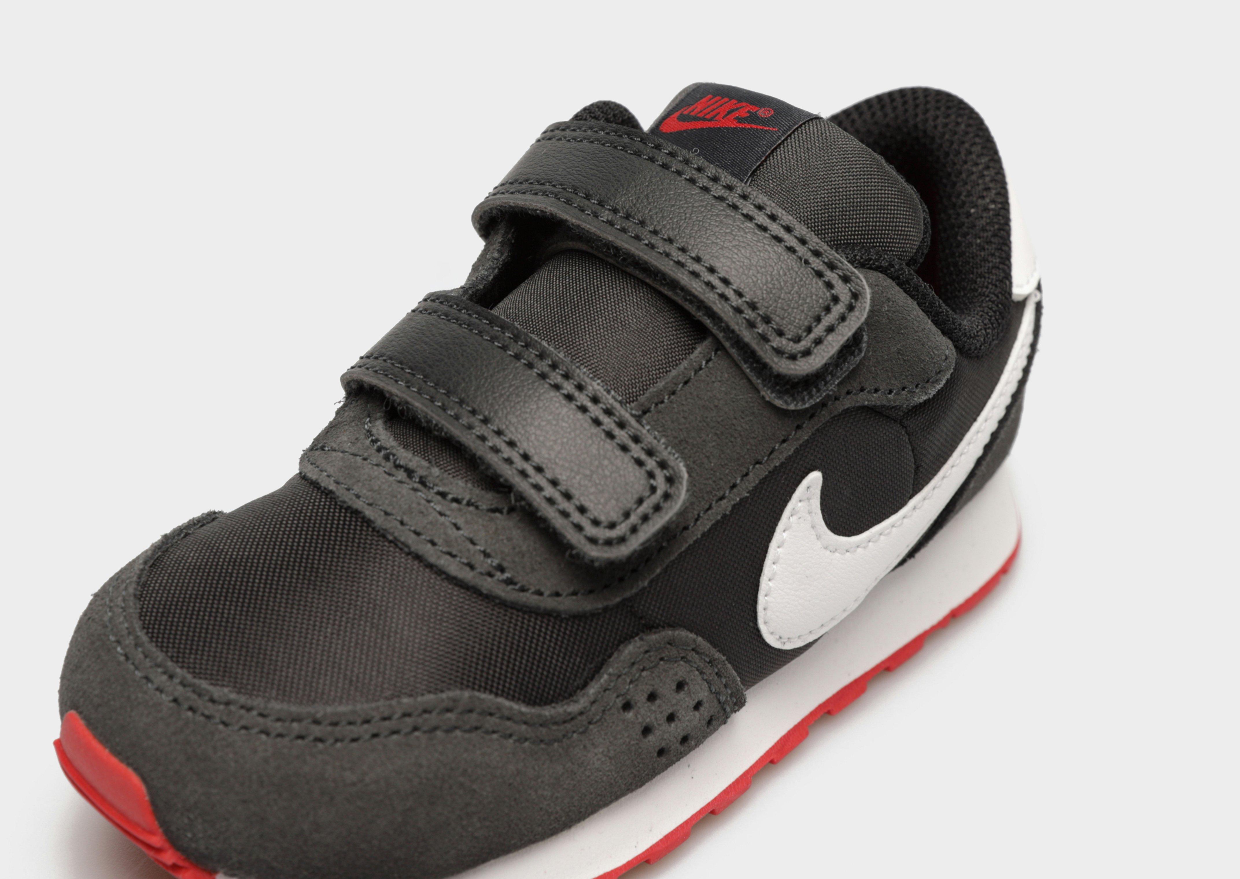 Детски маратонки NIKE MD VALIANT CN8560-016 Черен