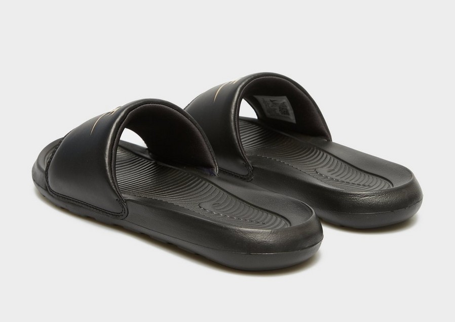 Șlapi pentru bărbați NIKE VICTORI ONE SLIDE  CN9675-006 Negru