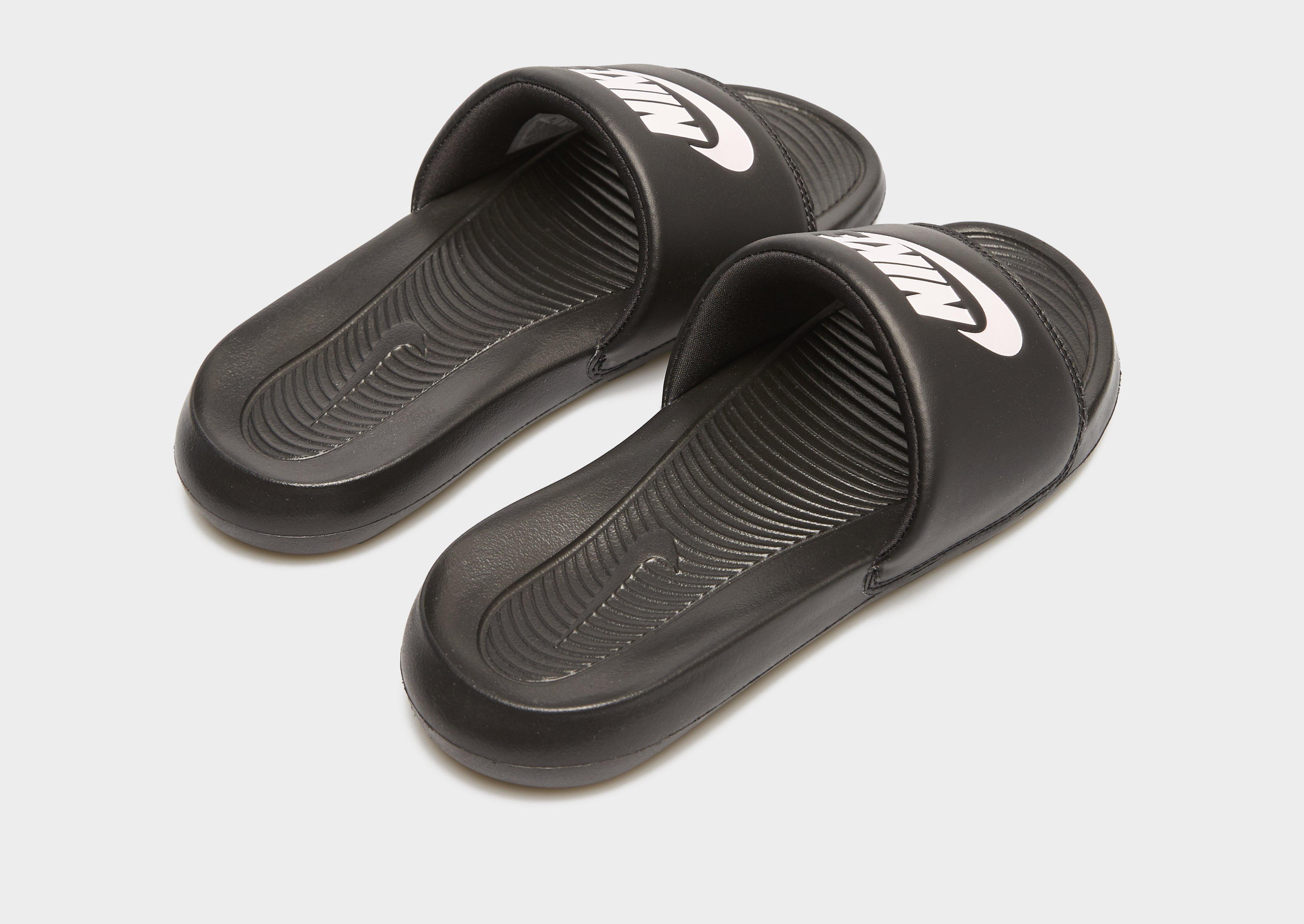 Дамски чехли NIKE VICTORI ONE SLIDE  CN9677-002 Черен