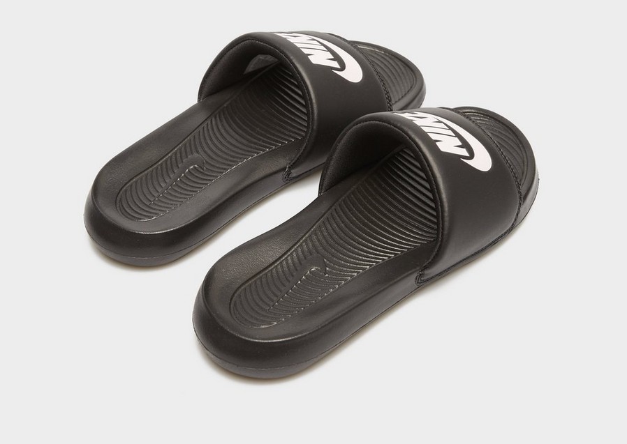 Női papucsok és flip-flopok NIKE VICTORI ONE