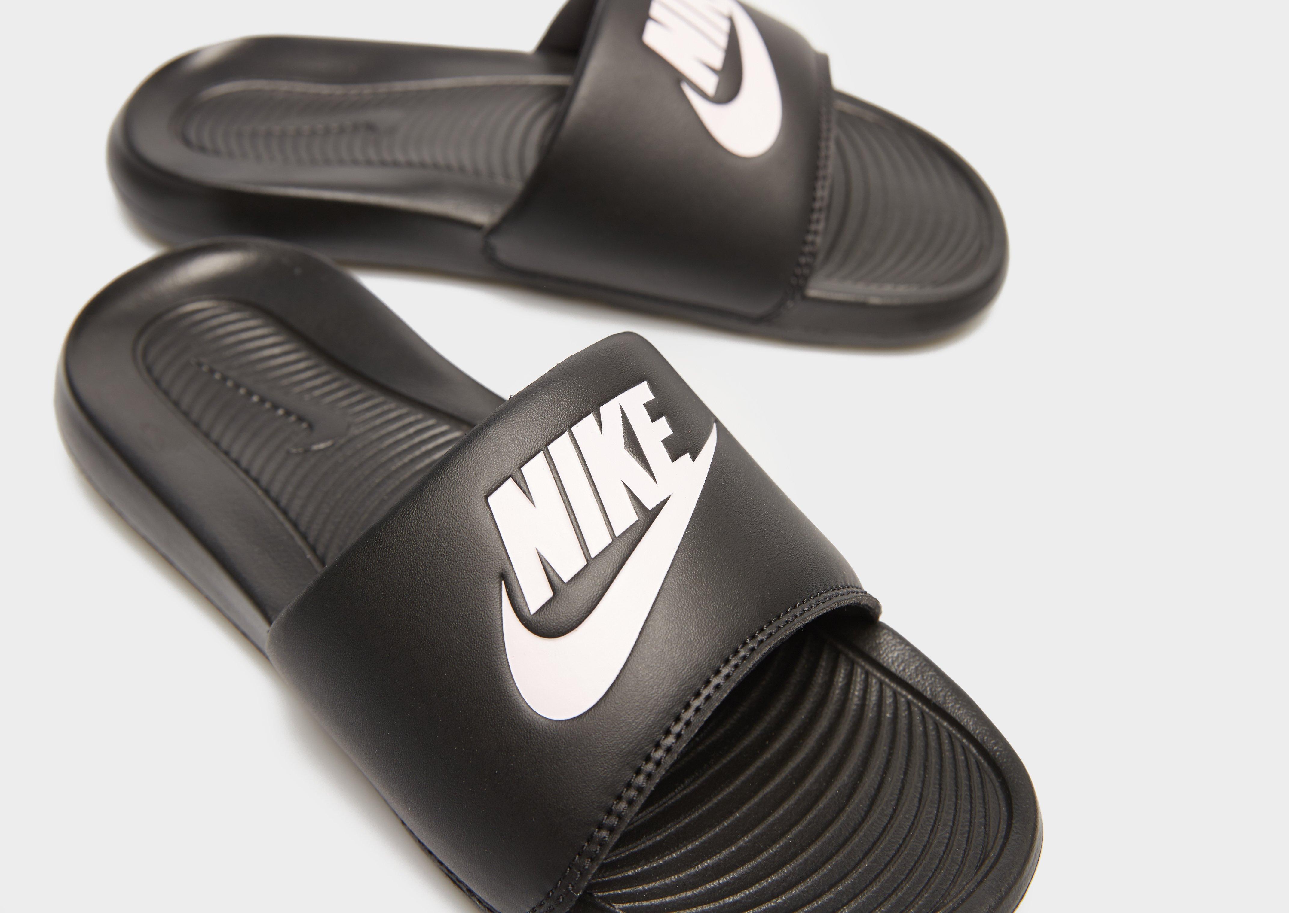 Дамски чехли NIKE VICTORI ONE SLIDE  CN9677-002 Черен