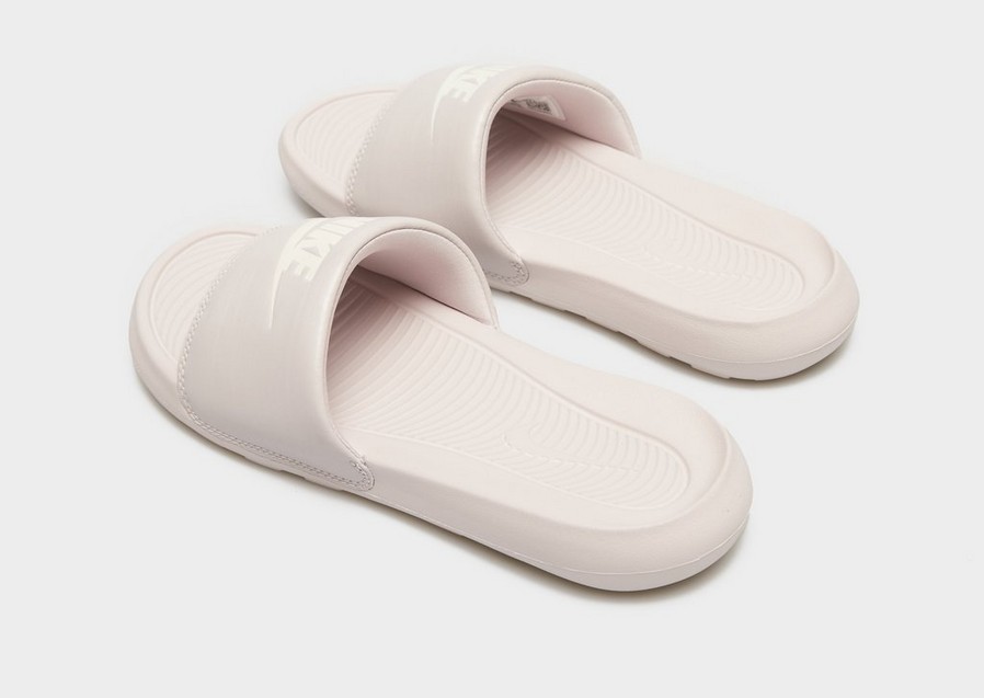 Női papucsok és flip-flopok NIKE VICTORI ONE