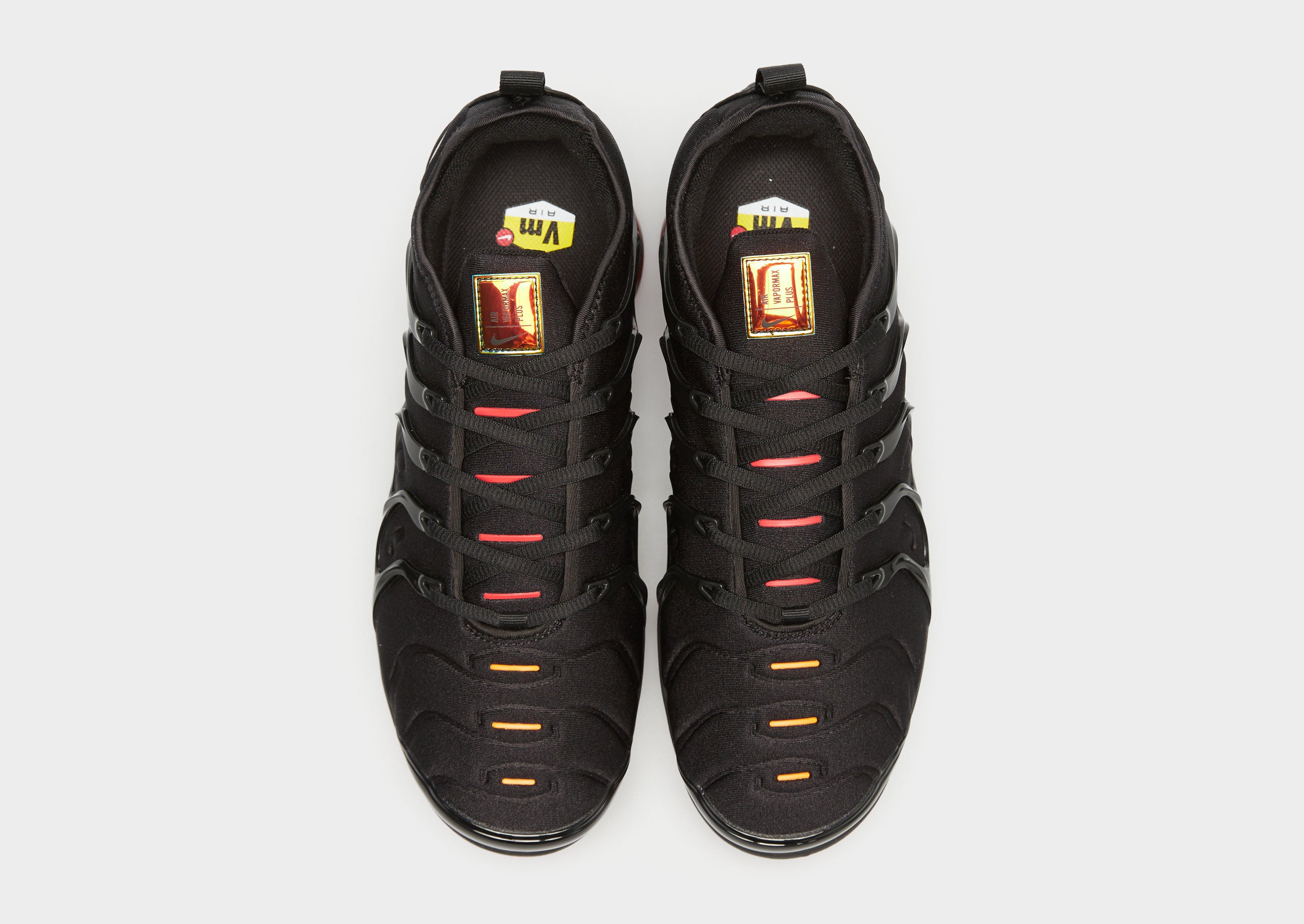 Pánske tenisky NIKE AIR VAPORMAX PLUS CV1645-001 Černá