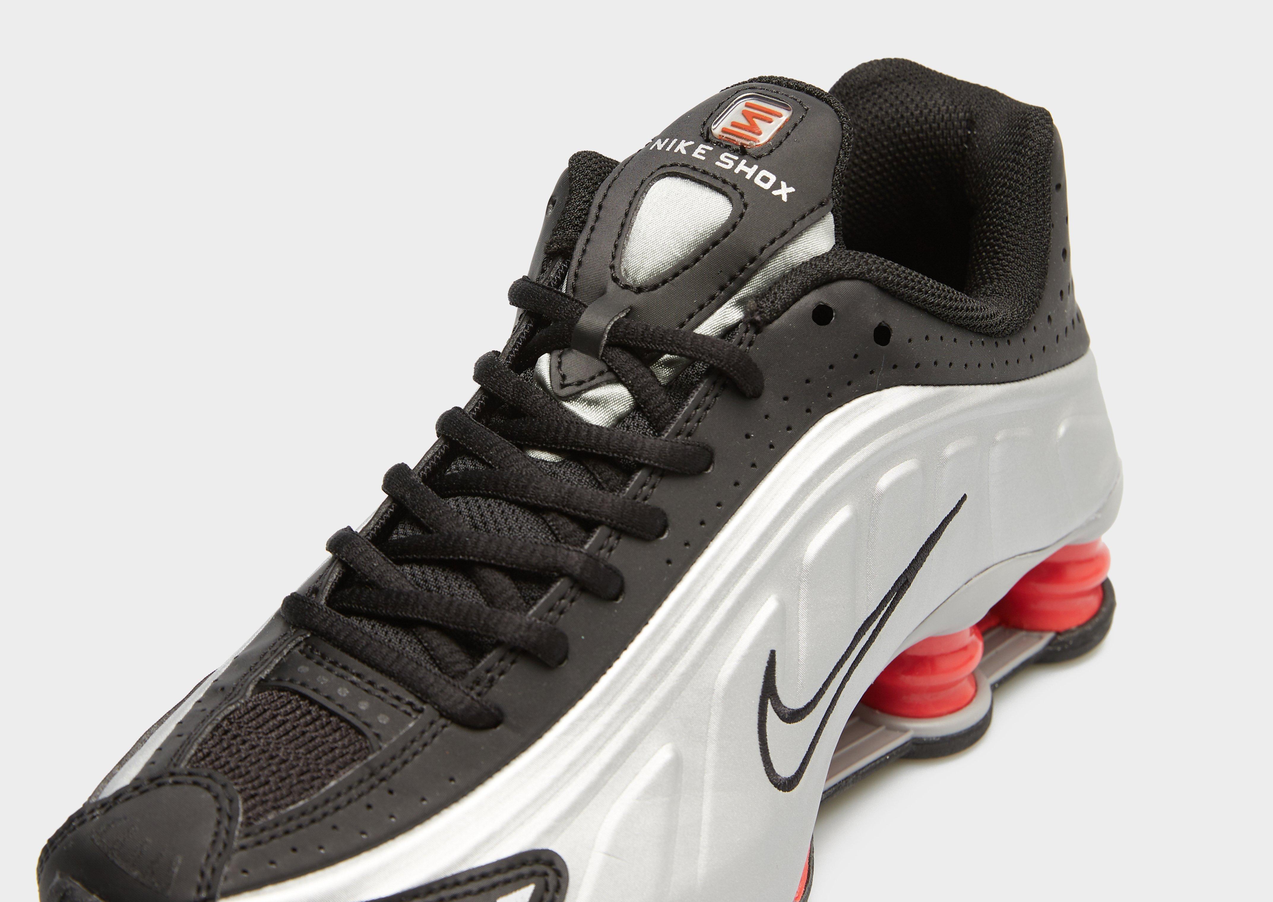 Buty sneakersy dla dzieci NIKE SHOX R4 YA CW2626-005 Szary