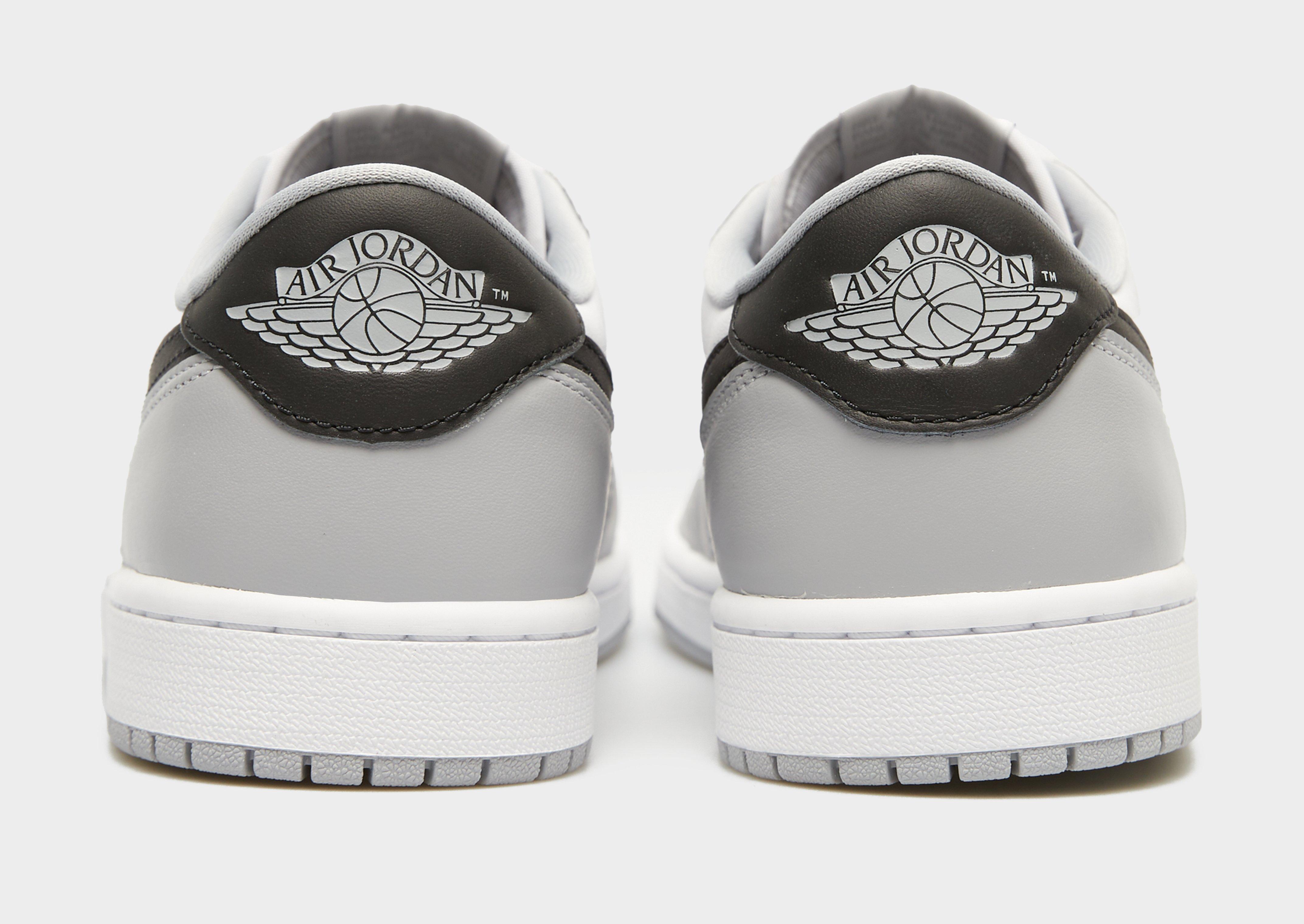 Adidași pentru bărbați AIR JORDAN 1 LOW OG CZ0790-110 Gri