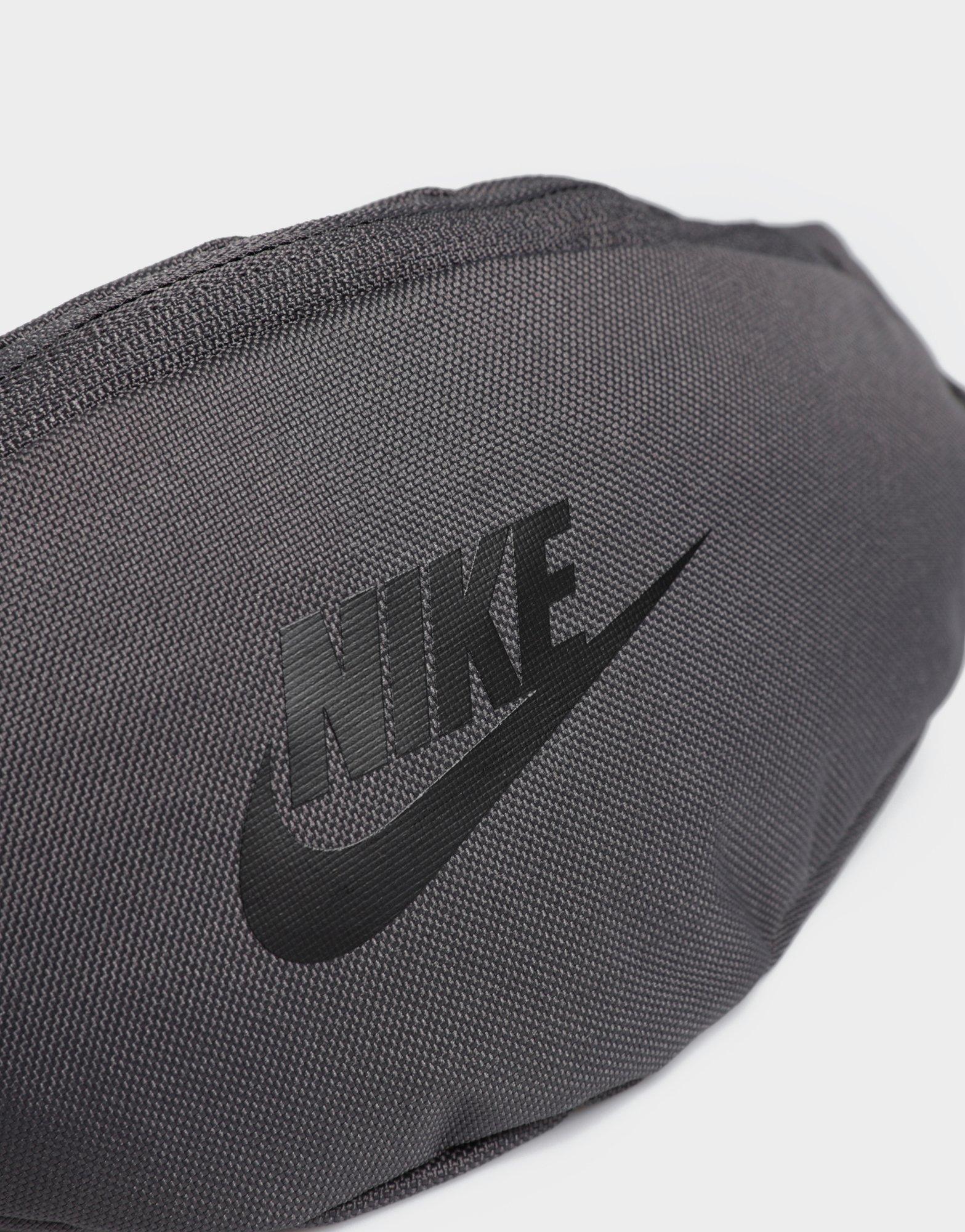 Дамски сак NIKE ЧАНТА NK HERITAGE S WAISTPACK  DB0488-254 Кафяв