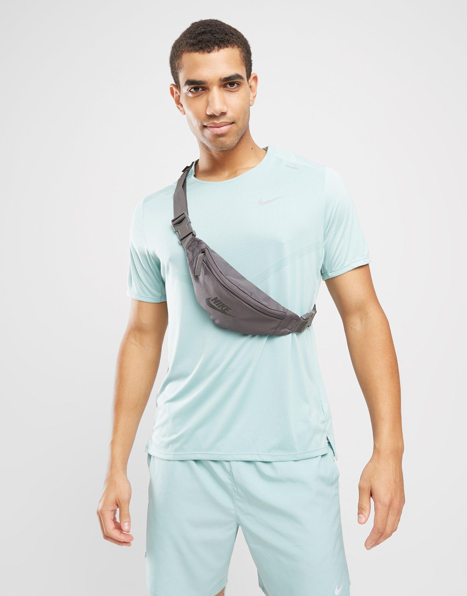 Дамски сак NIKE ЧАНТА NK HERITAGE S WAISTPACK  DB0488-254 Кафяв