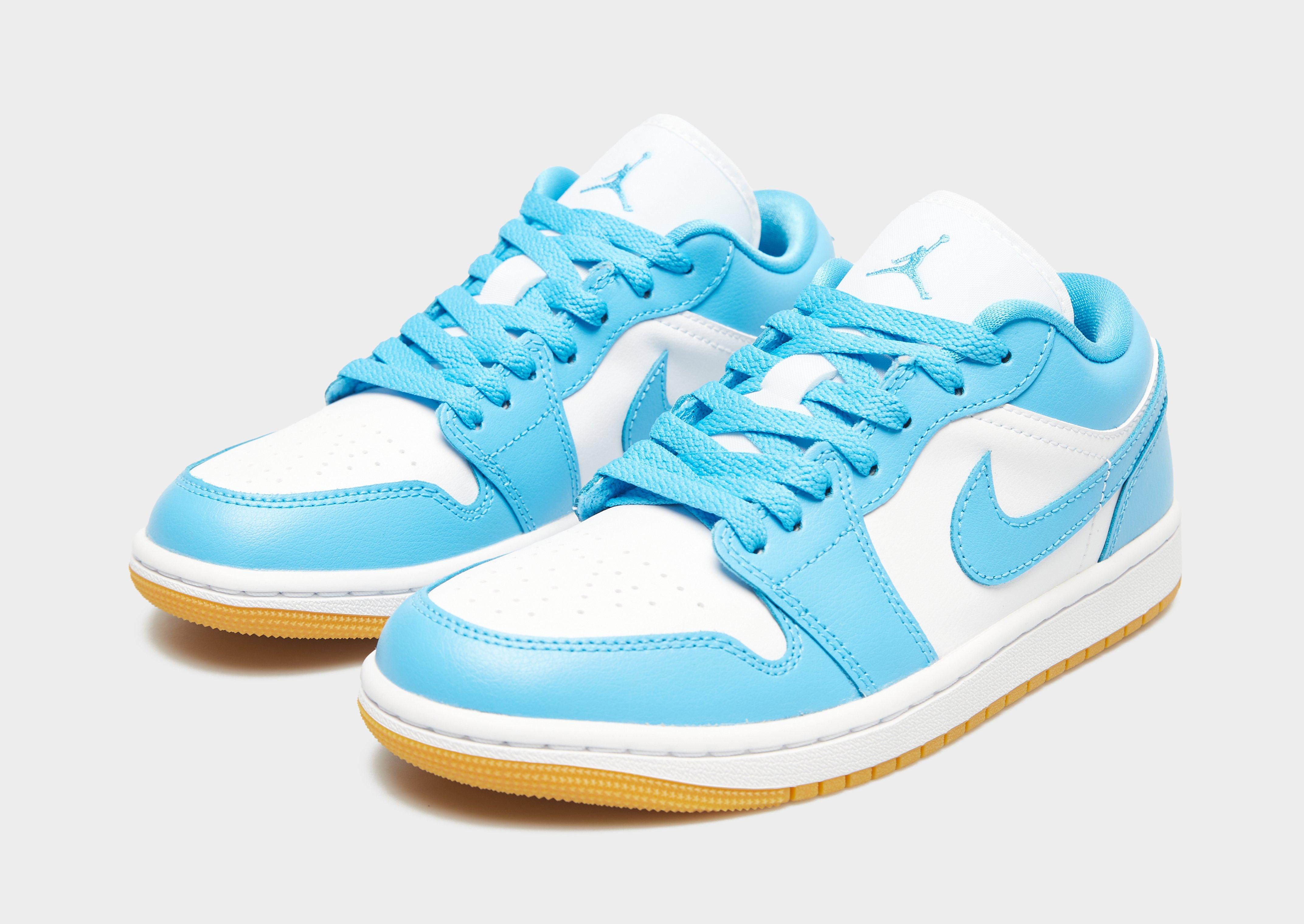 Női sneakers JORDAN WMNS AIR JORDAN 1 LOW DC0774-104 Fehér