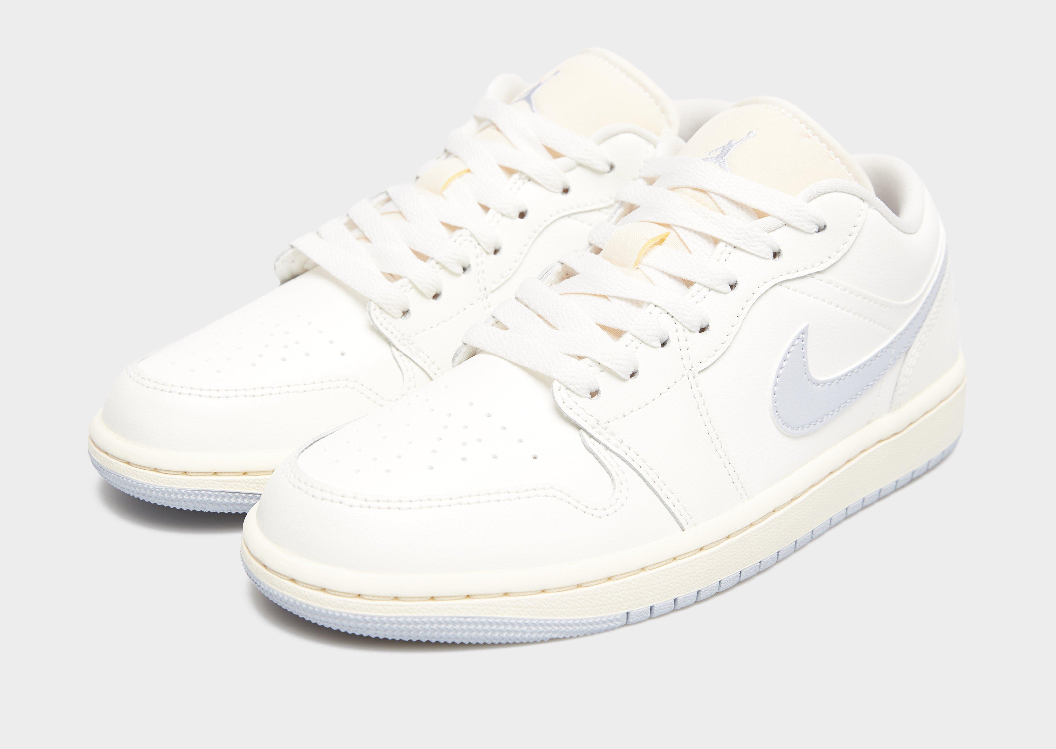 Ženske tenisice WMNS AIR JORDAN 1 LOW  DC0774-106 bež