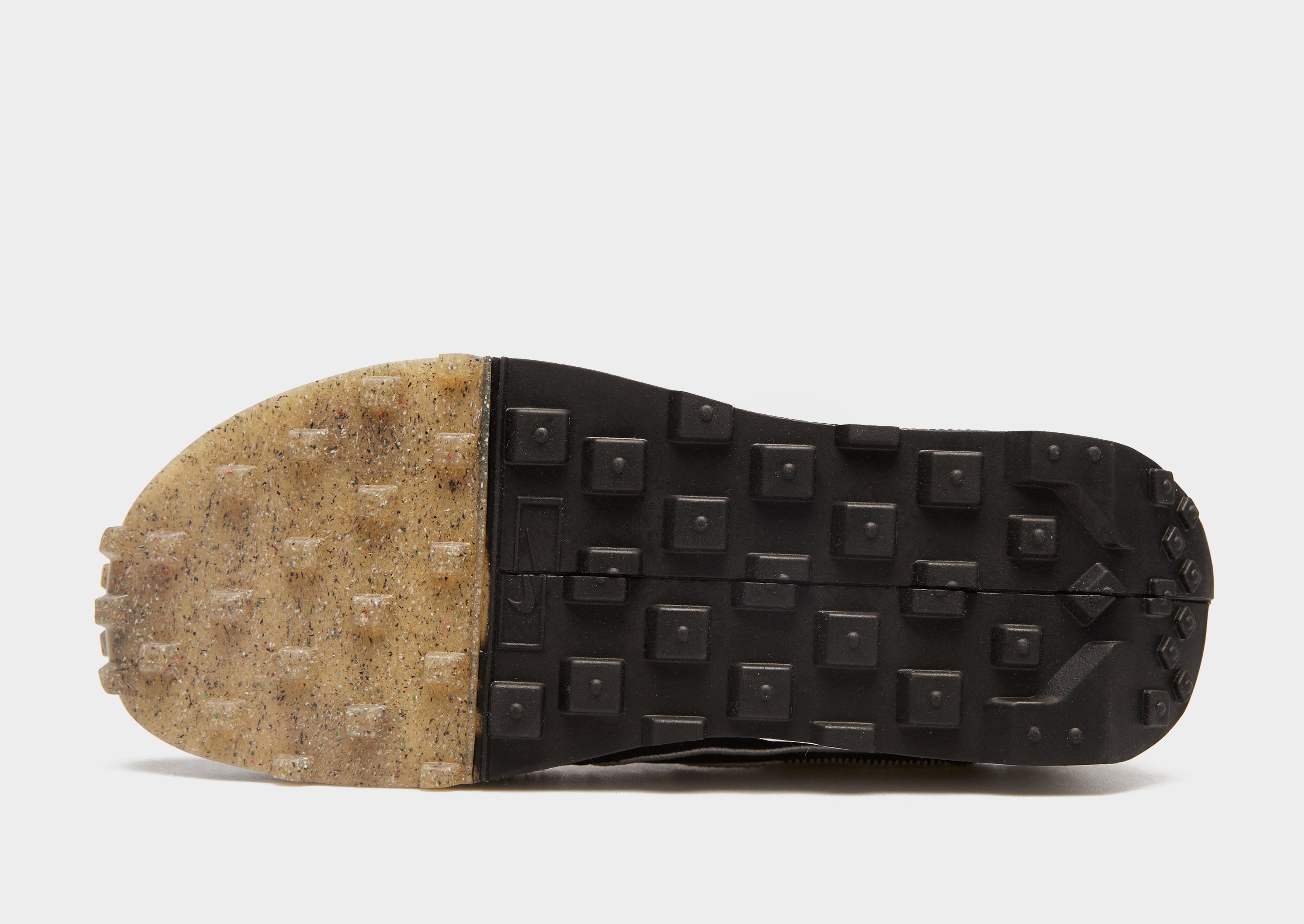 Kedai moterims NIKE FONTANKA WAFFLE DC3579-005 Juoda