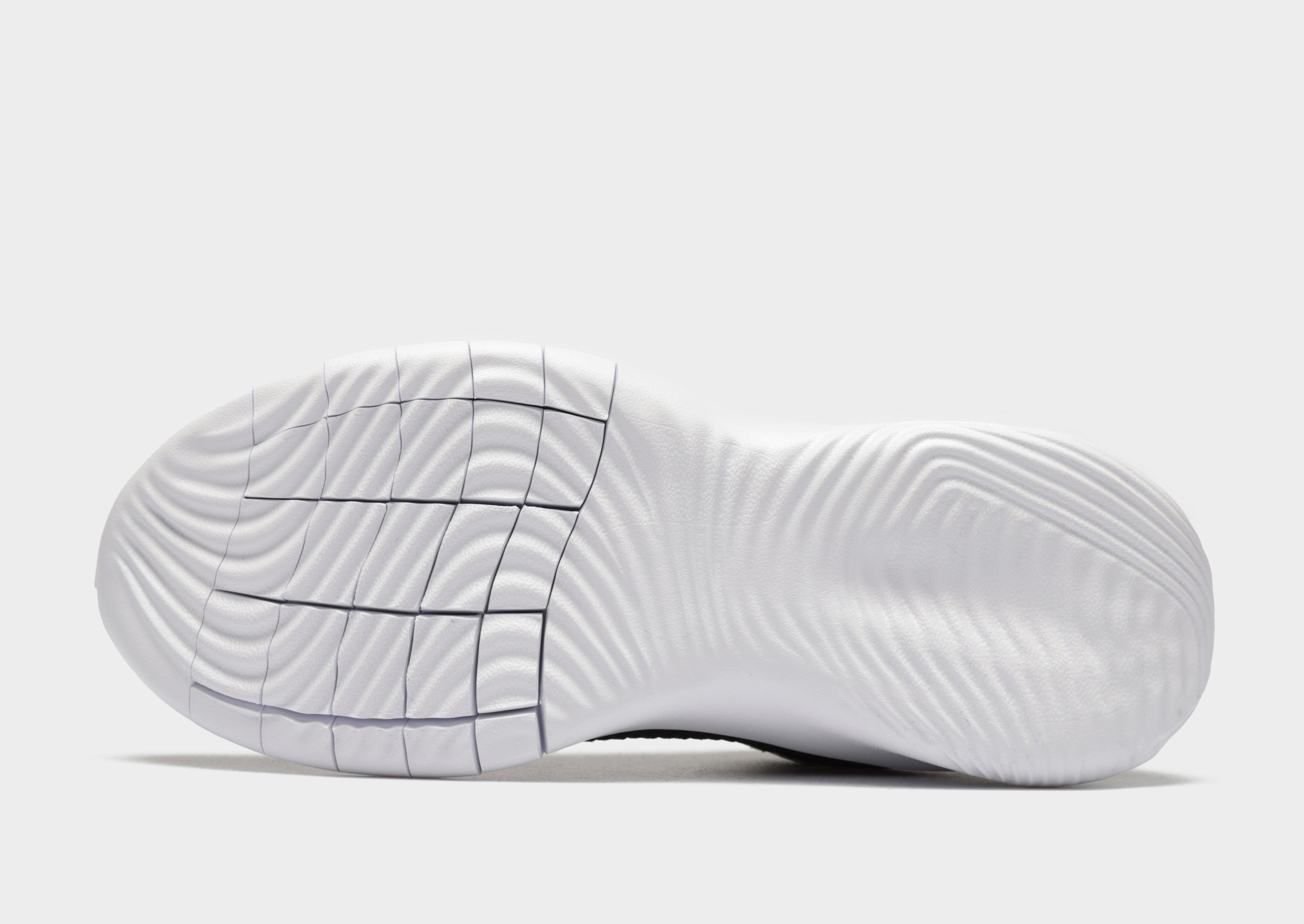 Bėgimo batai moterims NIKE FLEX EXPERIENCE RUN 11 DD9283-001 Juoda