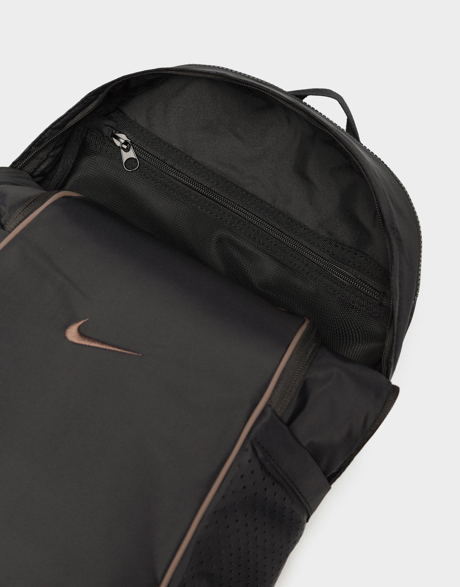 Rucsac pentru bărbați NIKE RUCSAC NK NSW ESSENTIALS BKPK DJ9789-010 Negru