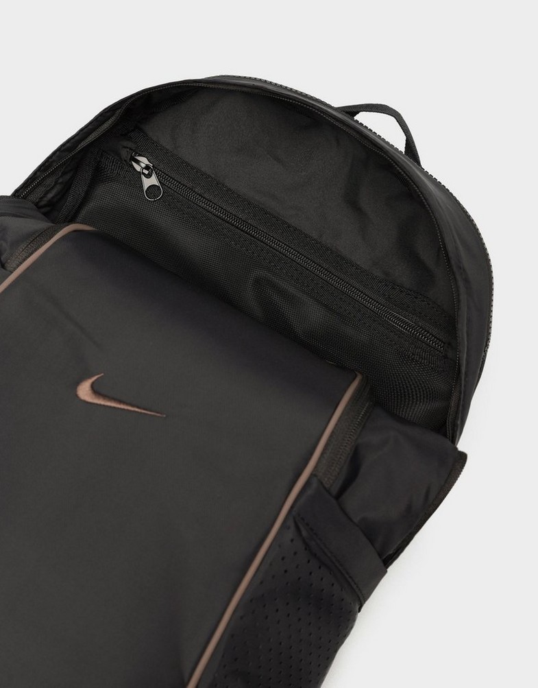 Pánský batoh NIKE BATOH NK NSW ESSENTIALS BKPK DJ9789-010 Černá