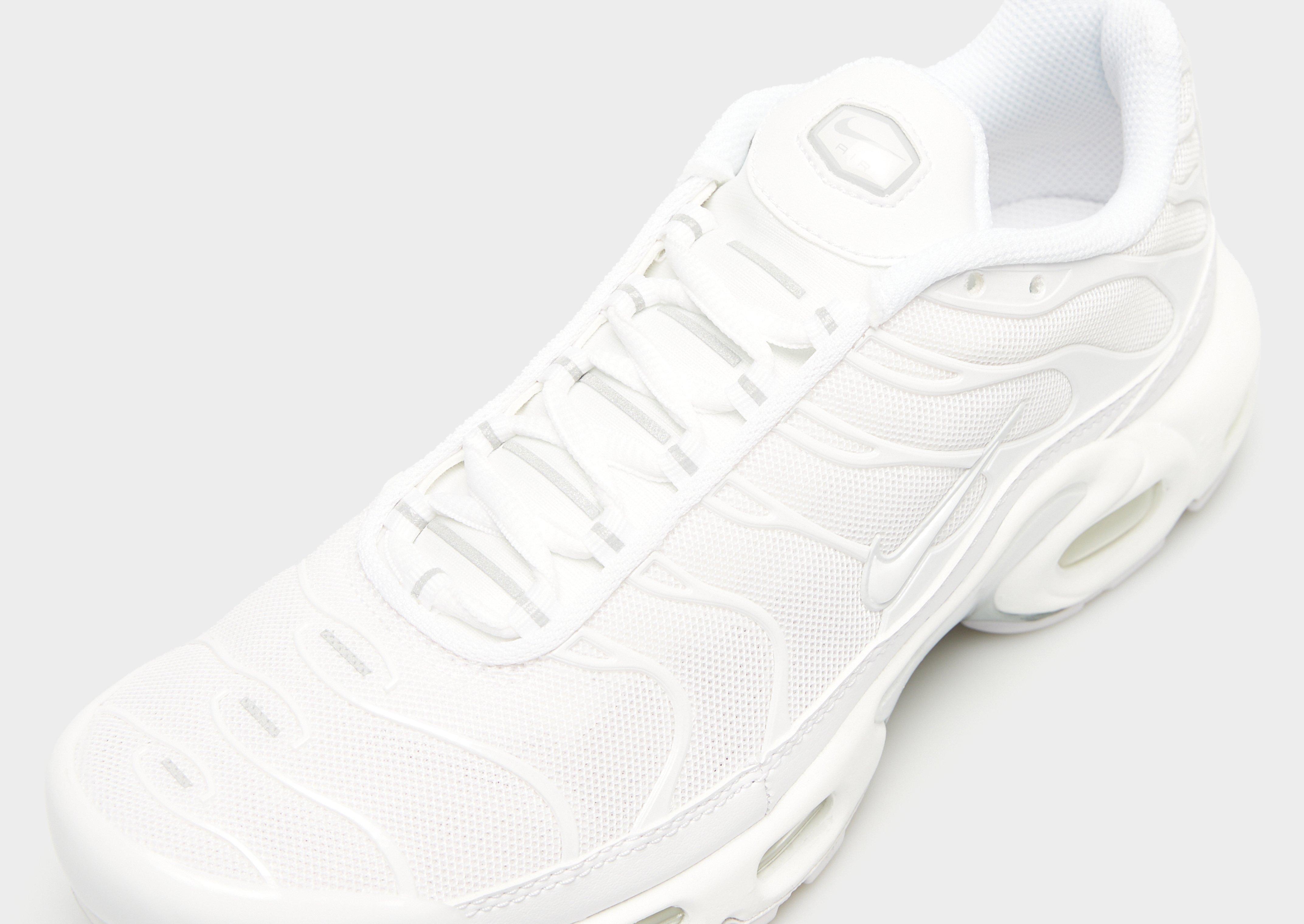 Női sneakers NIKE AIR MAX PLUS DM2362-100 Fehér