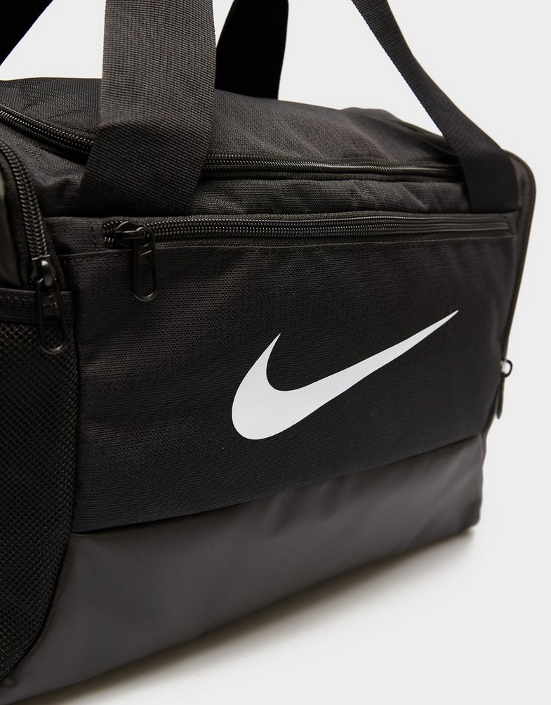 Női sporttáská NIKE TÁSKA BRASILIA 9.5 XS DM3977-010 Fekete